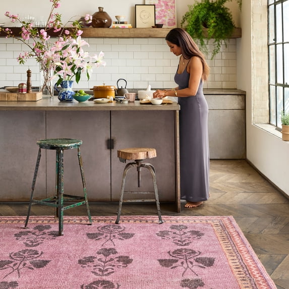 Rugs USA x Padma Lakshmi Floris Hand-Tufted Floral Wool-Blend Rug, 6' x 9', Floris Pink