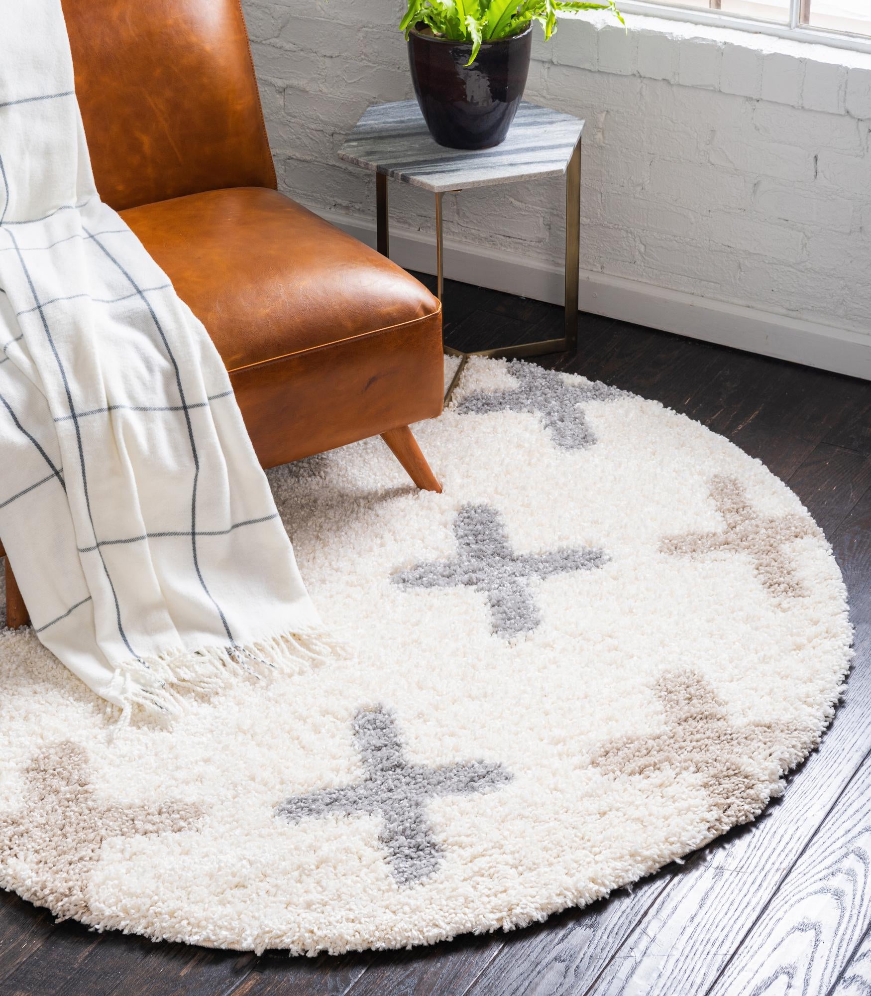 Athena Rug Rugs.com Athena Shag Collection Rug – 5' Round Ivory Shag Rug Perfect ...