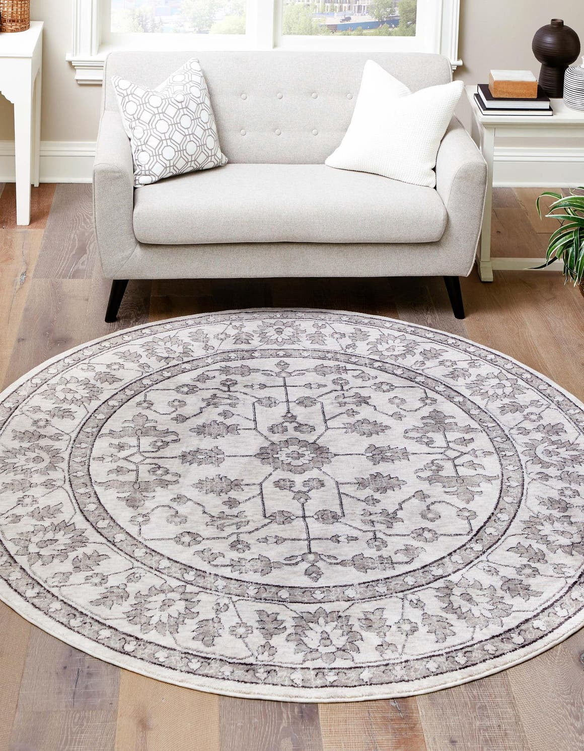 Rugs.com Eco Traditional Collection Rug – 7 Ft Round Ivory Medium Rug ...