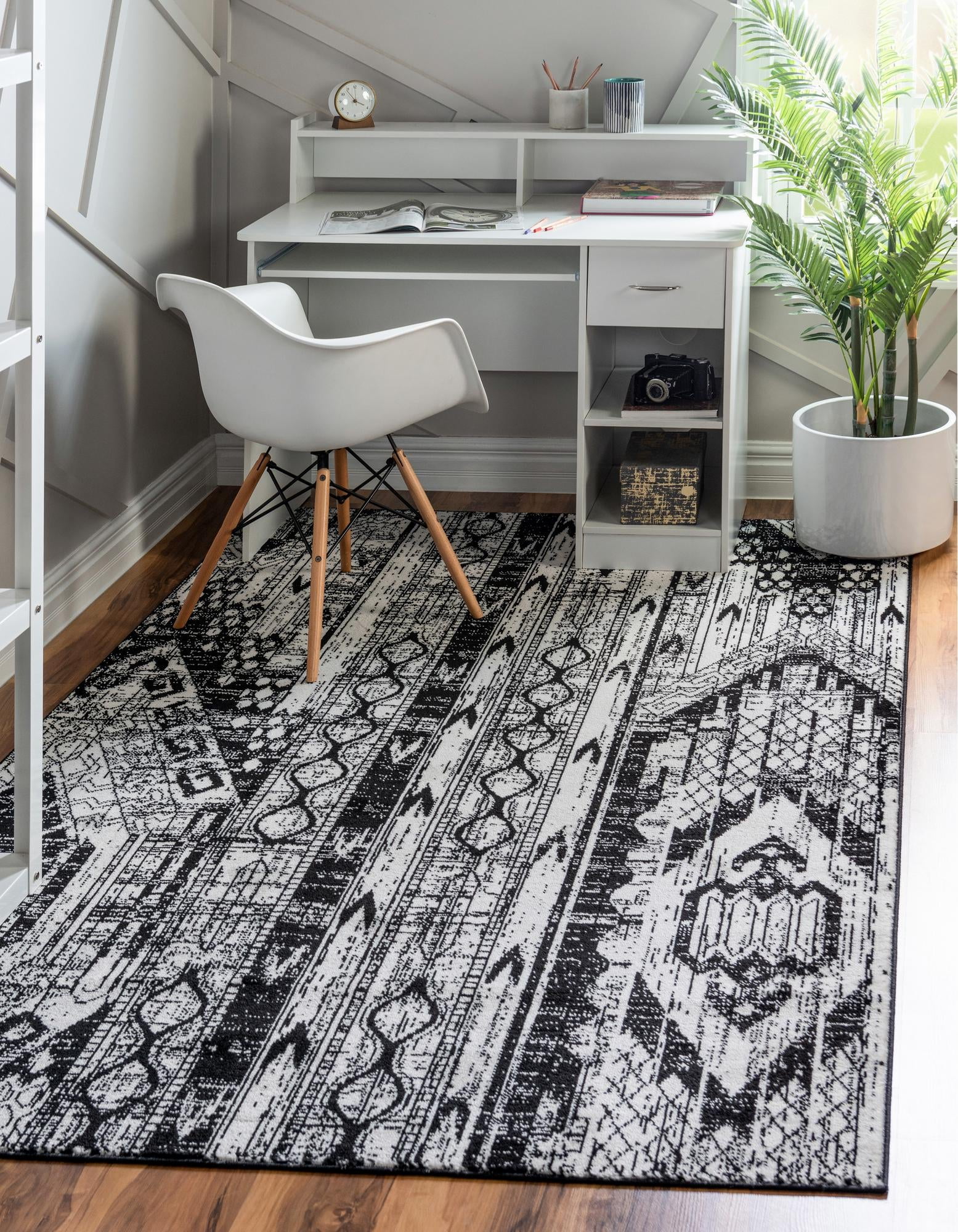 Oregon Collection Rugs Rugs.com Oregon Collection Rug – 10' x 14' Black And White Low-Pile Rug ...