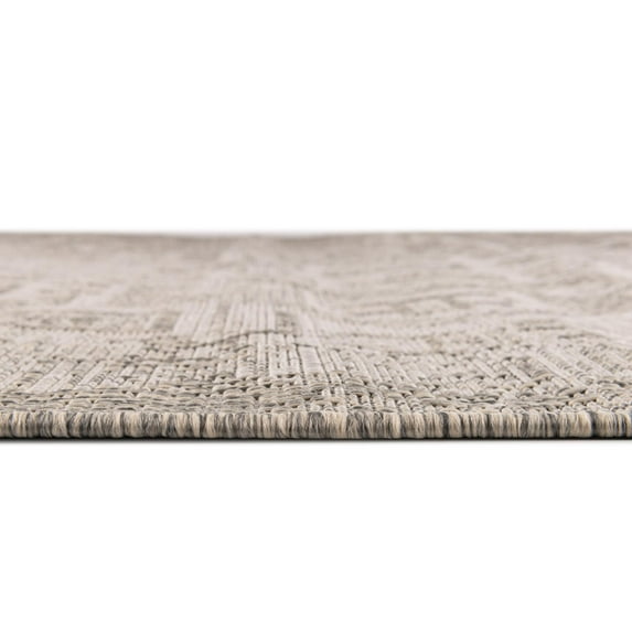 Rugs.com Outdoor Aztec Collection Rug – 10 Ft Round Light Gray Flatweave Rug Perfect For Kitchens, Dining Rooms