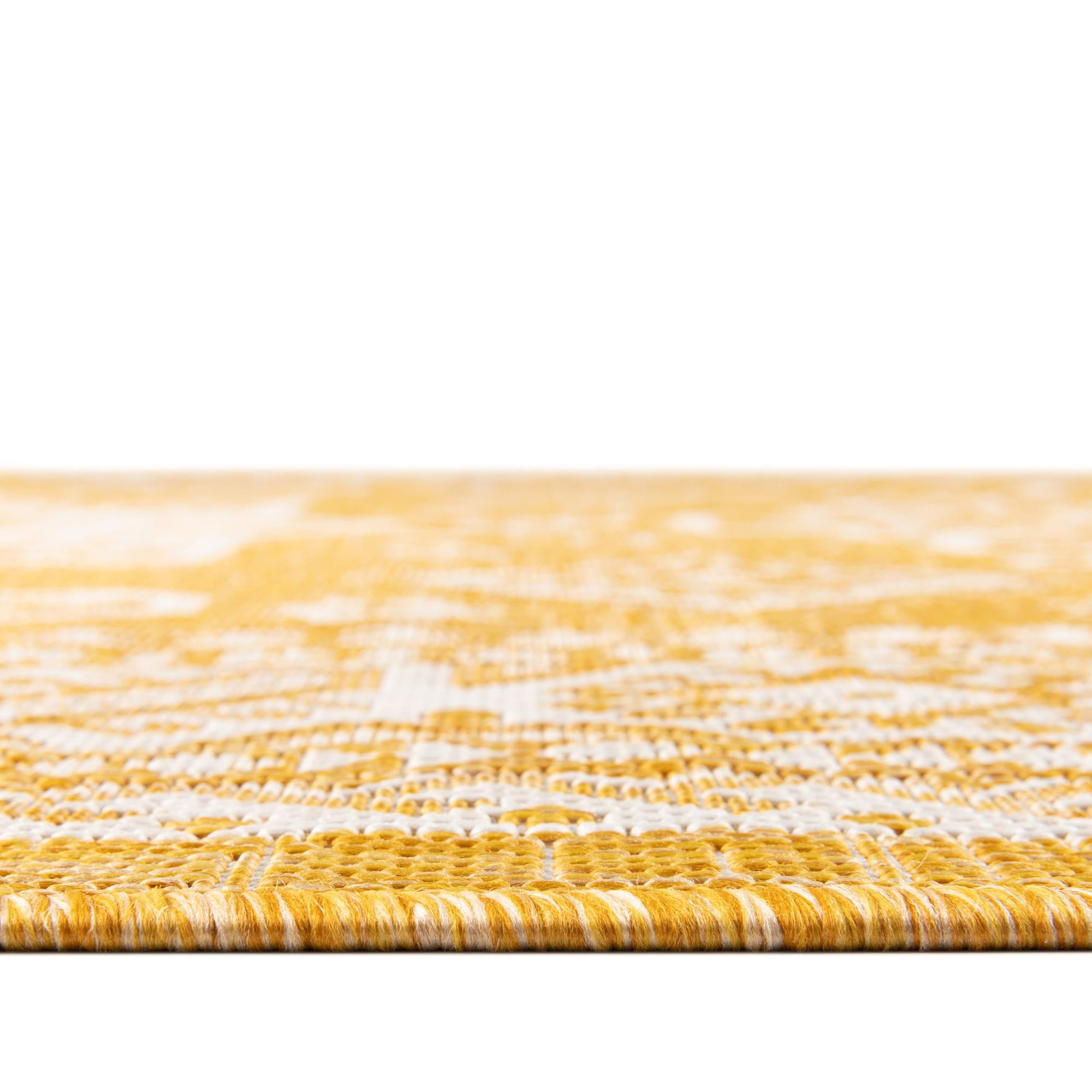 Rugs.com Outdoor Aztec Collection Rug – 6' x 9' Yellow Flatweave Rug ...