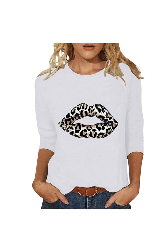 Women's Casual Leopard Print Tops 3/4 Sleeve Round Neck Lip Graphic T-Shirts for Summer Daily Wear