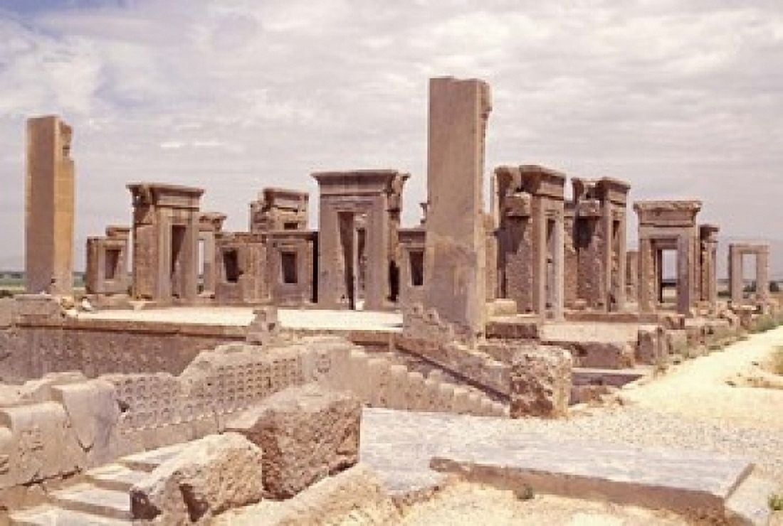 Ruins Persepolis Iran Canvas Art - Sergio Pitamitz DanitaDelimont (36 x 24)