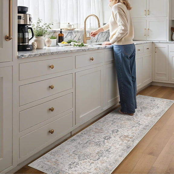 Runner Rug 3x7, Non Slip Vintage Hallway Runner Rugs, Low Pile Lightweight Machine Washable Mat for Hallway, Entryway, Bedroom, Kitchen and Corridor, Light Taupe Brown