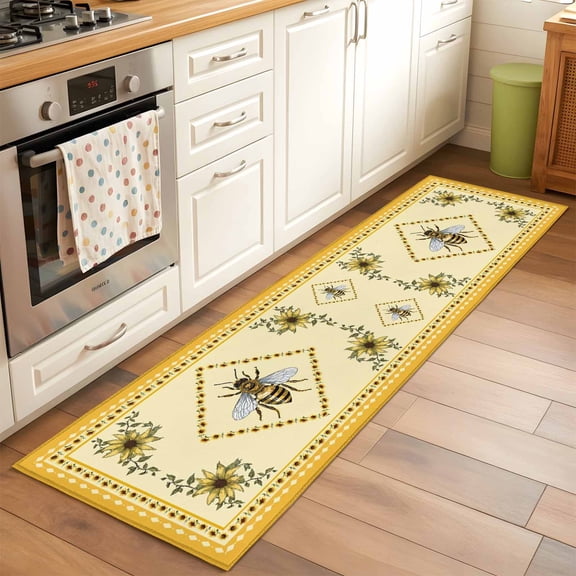 Runner Rug for Bedroom Hallway, Farmhouse Sunflower Bee Kitchen Runner Rugs Area Rug 2x6ft, Pastoral Floral Retro Yellow Theme Washable Soft Floor Carpet for Entryway Stair