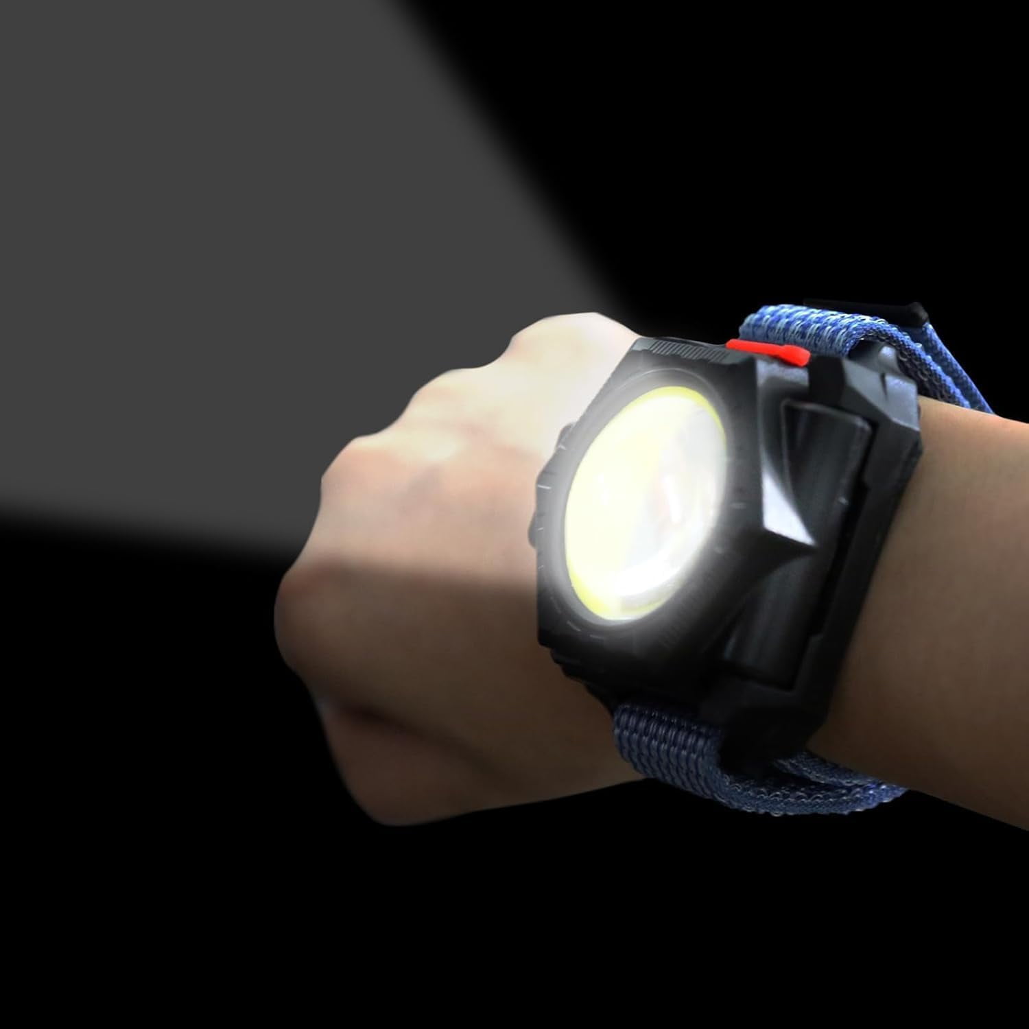 Running Light, 1000 Lumen Rechargeable Wrist Flashlight, 120°Wide Flood ...