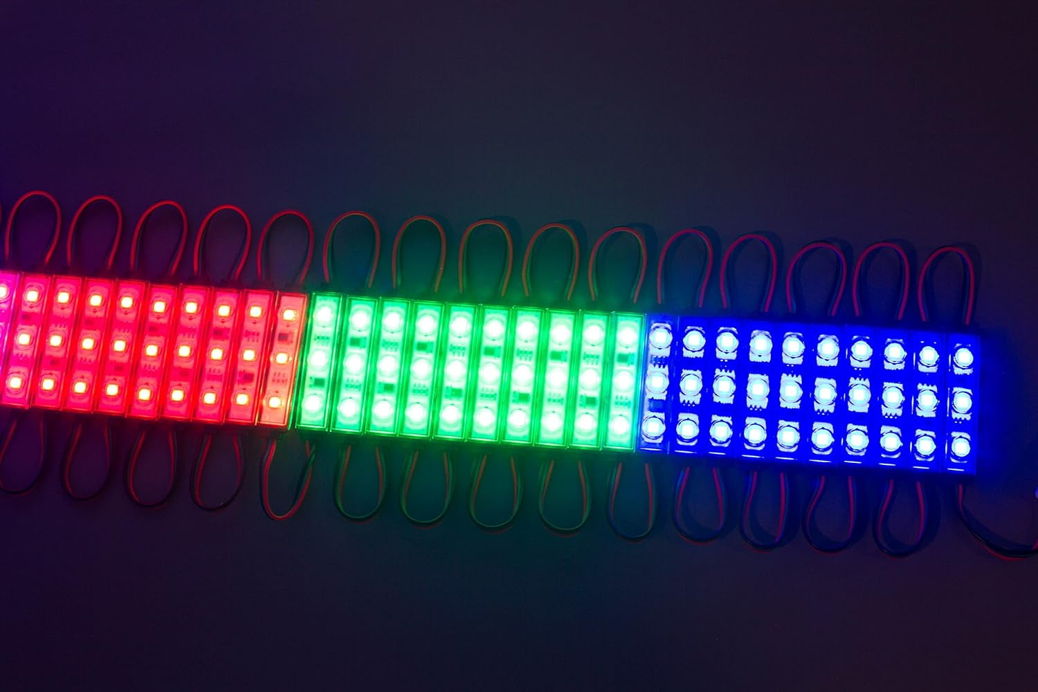 Running Storefront Window LED Light Dream Color 5050 RGB SPI running-storefront-window-led-light-dream-color-5050-rgb-spi