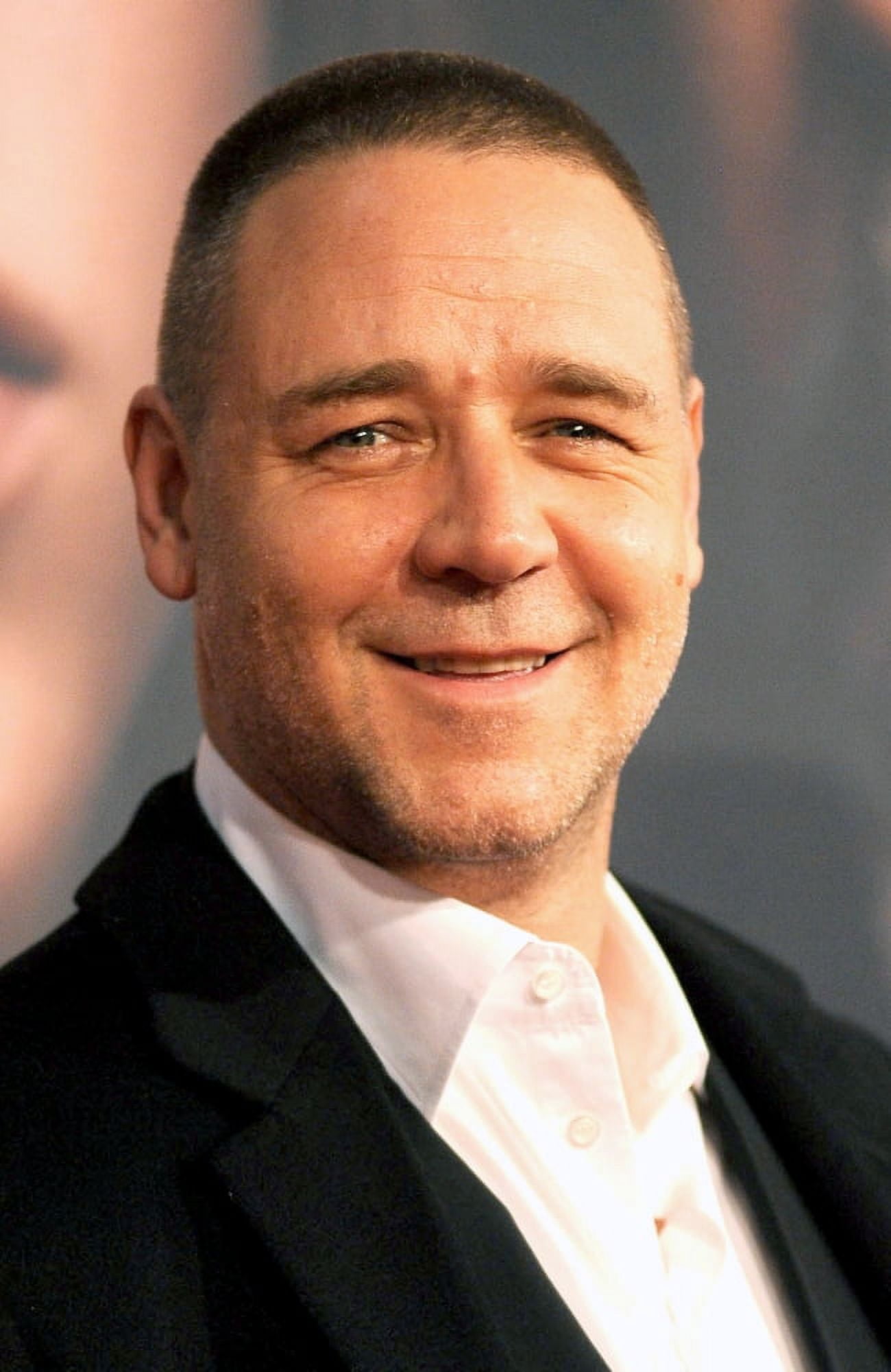 Russell Crowe At Arrivals For Les Miserables Premiere Canvas Art - (16 x 20)