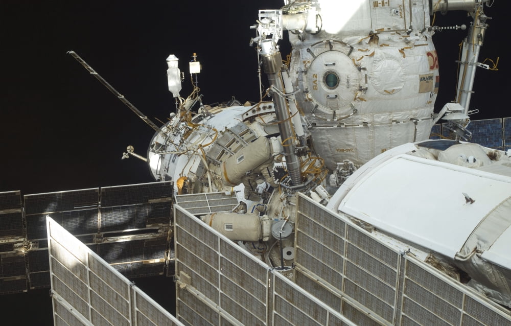 Russian cosmonauts working on the Russian segment of the International Space Station Canvas Art - Stocktrek Images (35 x 23)