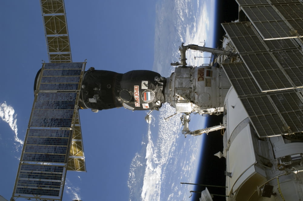 Russias Progress 35P is docked to the Pirs Docking Compartment Canvas Art - Stocktrek Images (34 x 23)