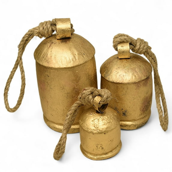 Rustic Farmhouse Christmas Bells Set of 3 – Vintage Gold Metal Hanging Bells with Jute Rope, Shabby Chic Holiday Wall Décor for Mantel, Door, or Porch (8", 6", 4")