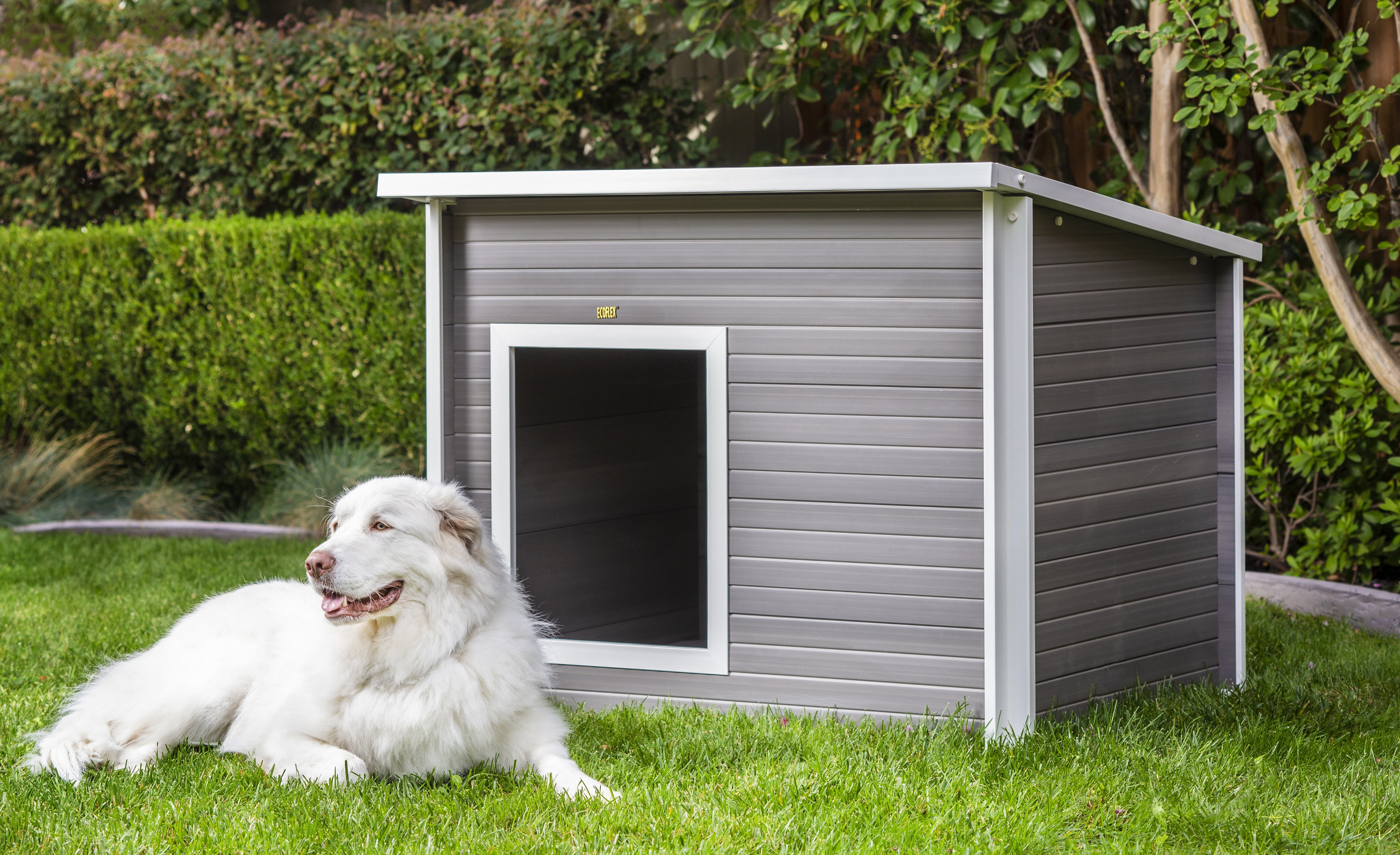 Jumbo Gray ECOFLEX Insulated Raised Dog House