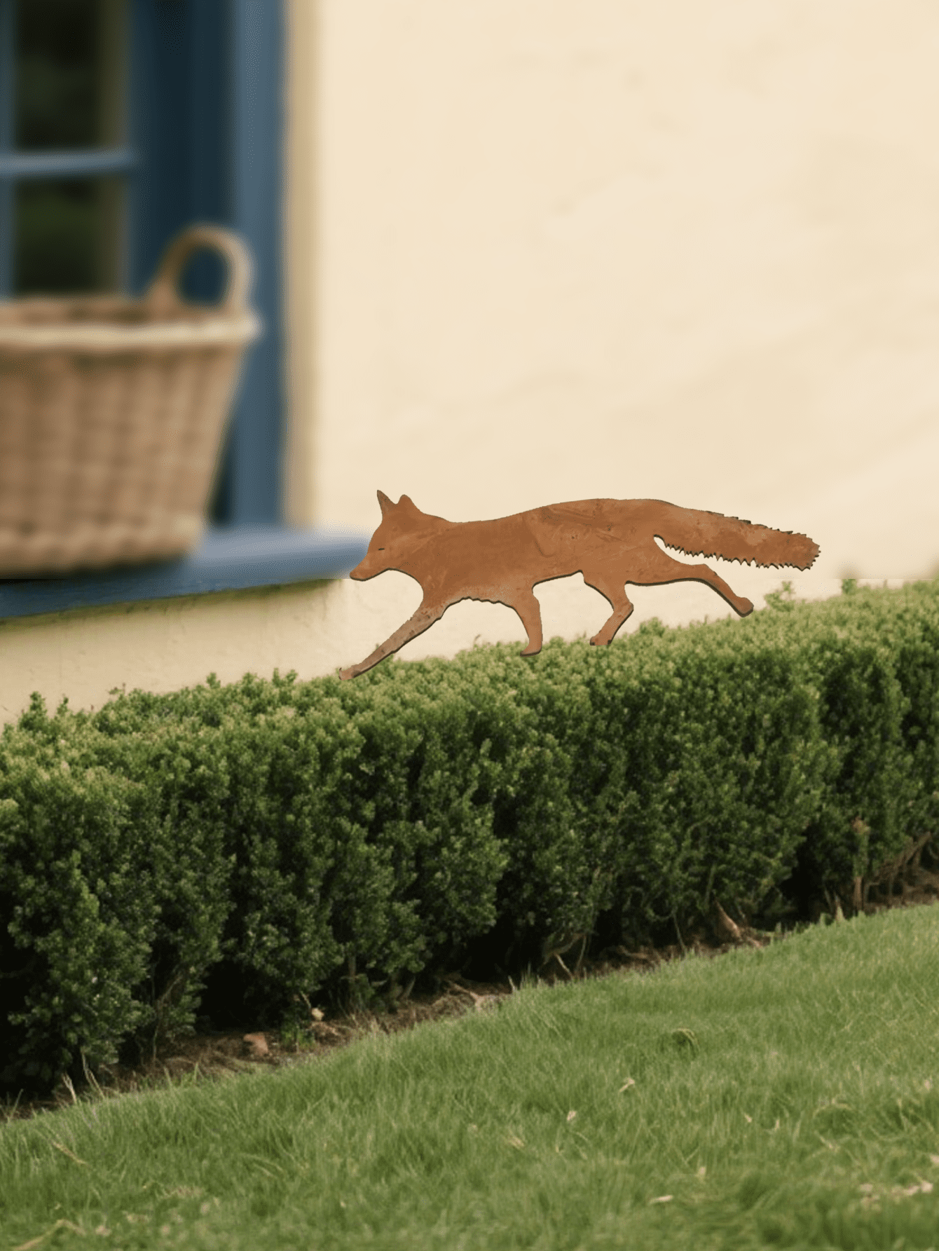 Rustic Metal Garden Stake, Halloween Fox Decor, Charming Outdoor Statue & Wall Sculpture for Yard Enhancement, Unique Rustic Metal Art