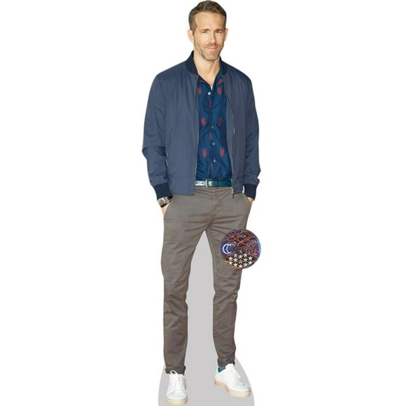 Celebrity Cutouts High-Definition Print Ryan Reynolds Mini Cardboard Standee, 60 cm