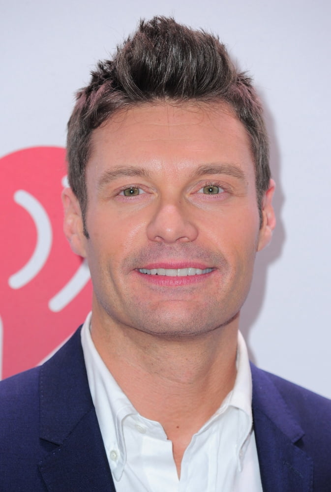 Ryan Seacrest In The Press Room For Z100S Jingle Ball 2013 Presented By Aeropostale - Press Room 2 Canvas Art -  (16 x 20)