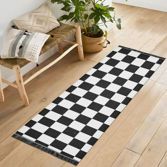 Ryvnso White and Black Checkered Grid Art Pattern Bedroom Runner Rug 2'x6' Hallway Area Carpet Non Slip Entryway Mat with Tassels