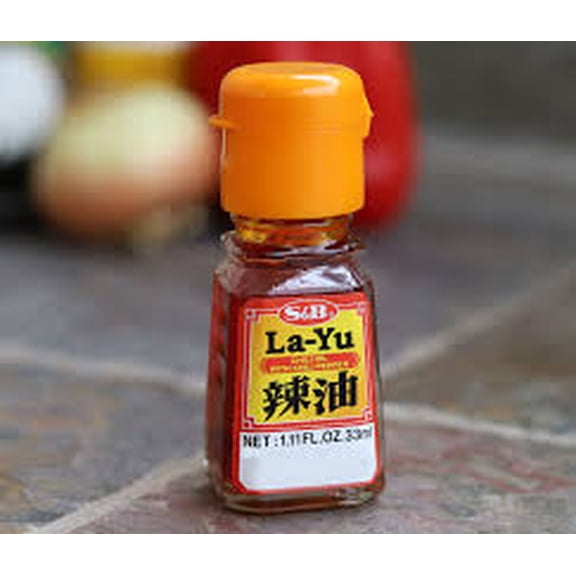 S&B La-Yu Chili Oil With Chili Pepper 1.11oz/33ml