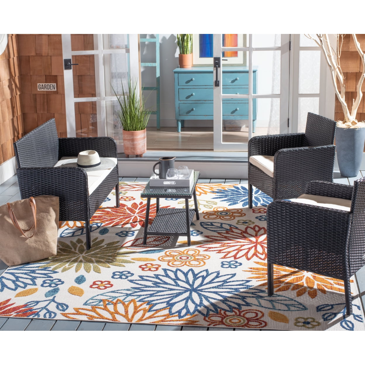 Aboka Black and Light Grey 4-Piece Outdoor Conversation Set