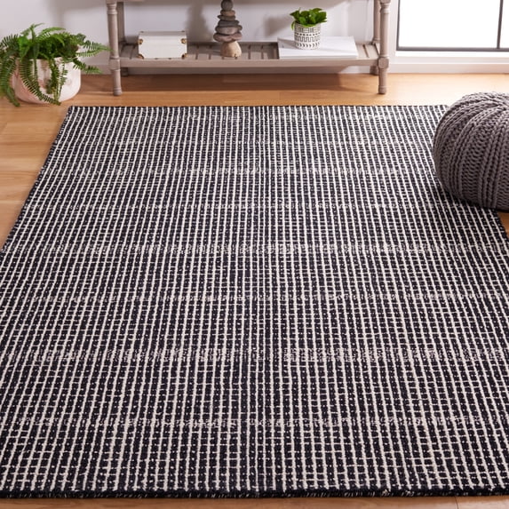 SAFAVIEH Abstract Becky Trellis Area Rug, Black/Ivory, 4' x 4' Square
