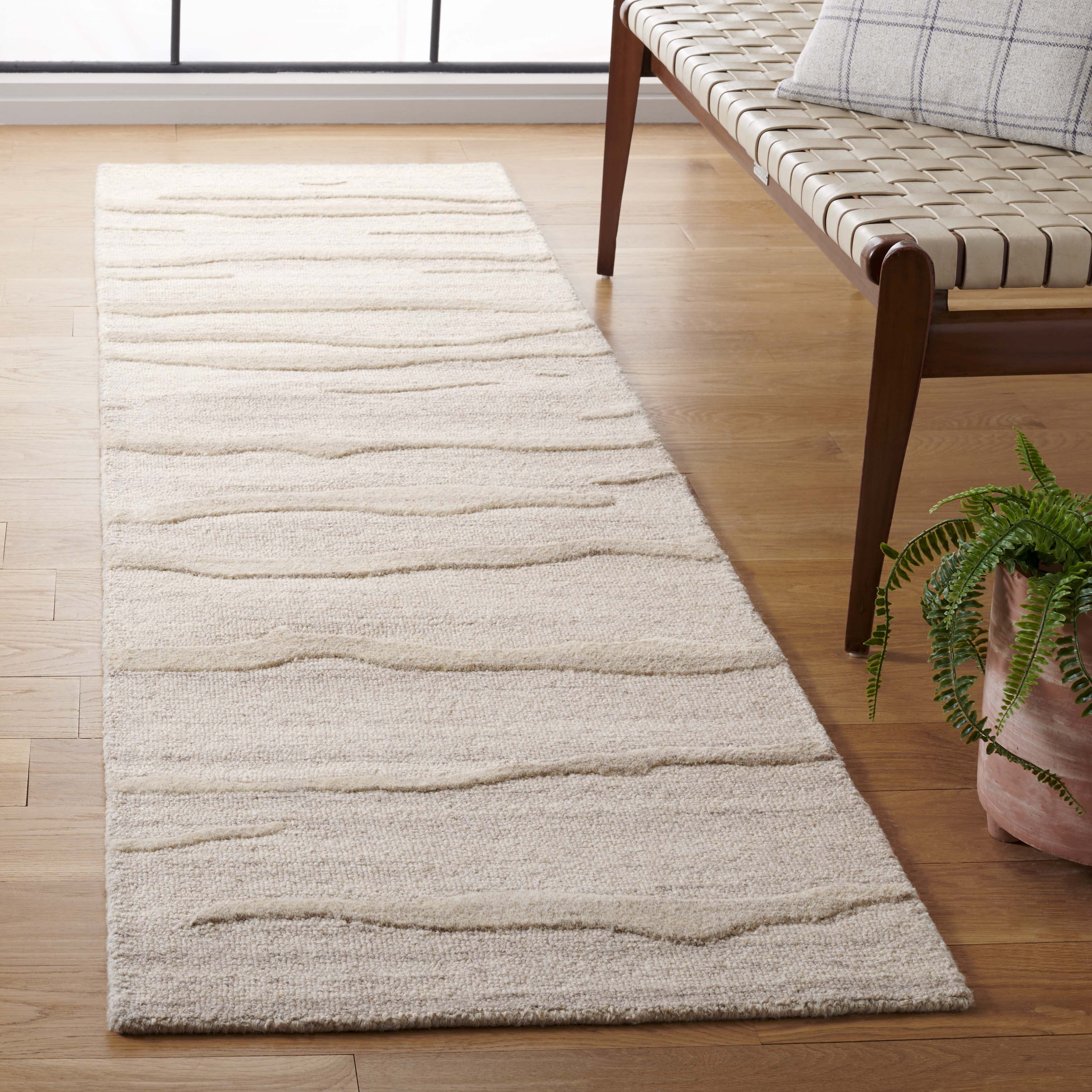 SAFAVIEH Abstract Bertina Abstract Runner Rug, Beige, 2'3" x 8'