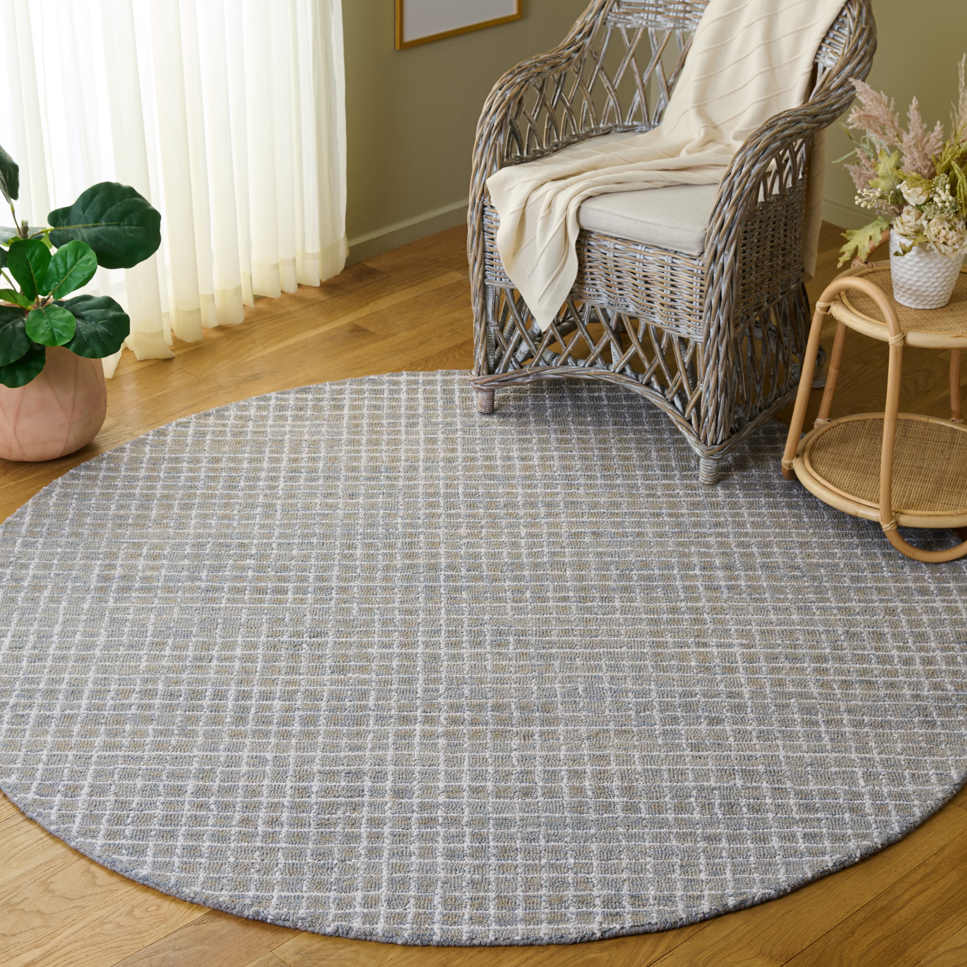 SAFAVIEH Abstract Careen Geometric Area Rug, Ivory/Sage, 6' x 6' Round