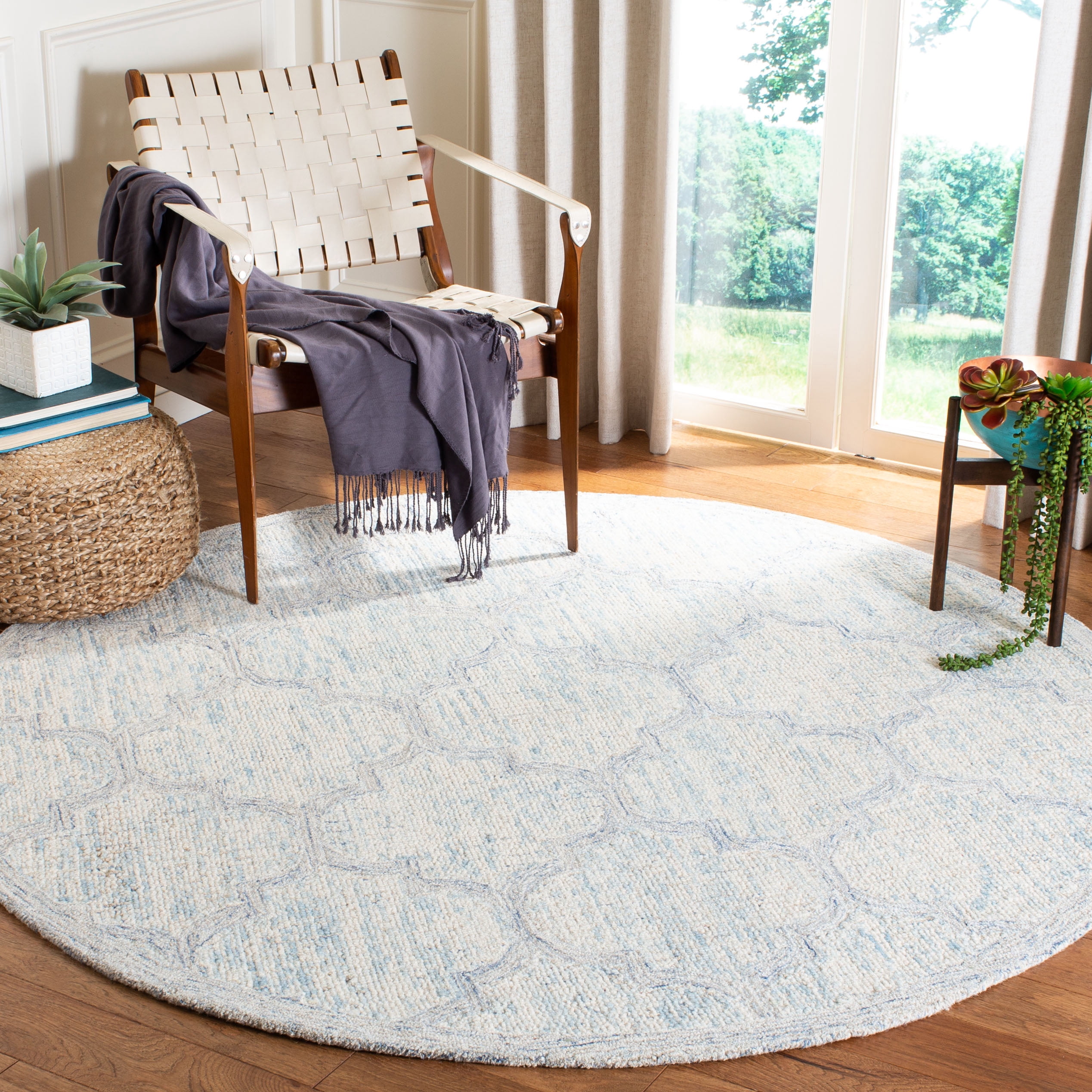 SAFAVIEH Abstract Clarette Geometric Wool Area Rug, Ivory/Light Blue, 6' x 6' Round