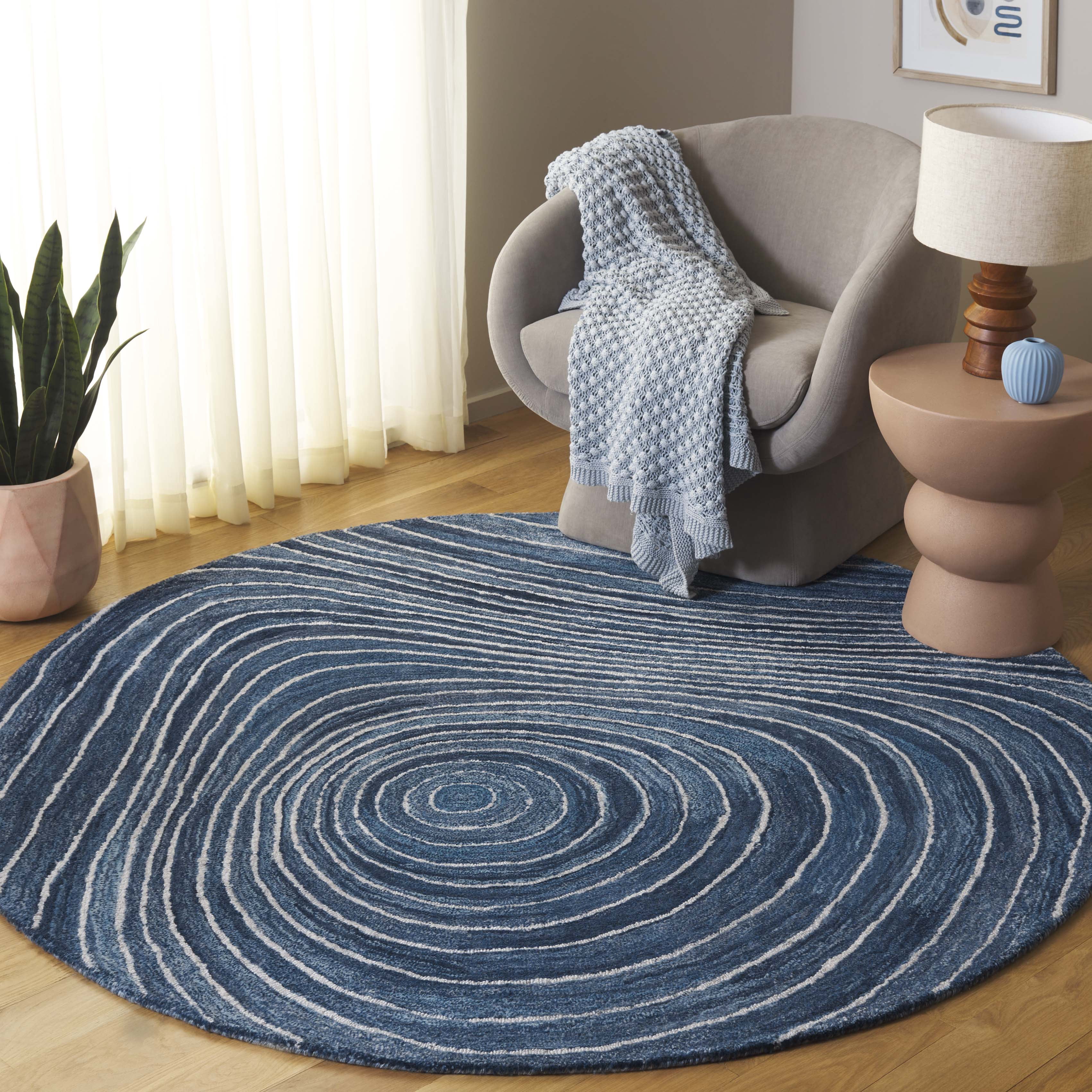 SAFAVIEH Abstract Clifton Abstract Area Rug, Blue/Ivory, 6' x 6' Round