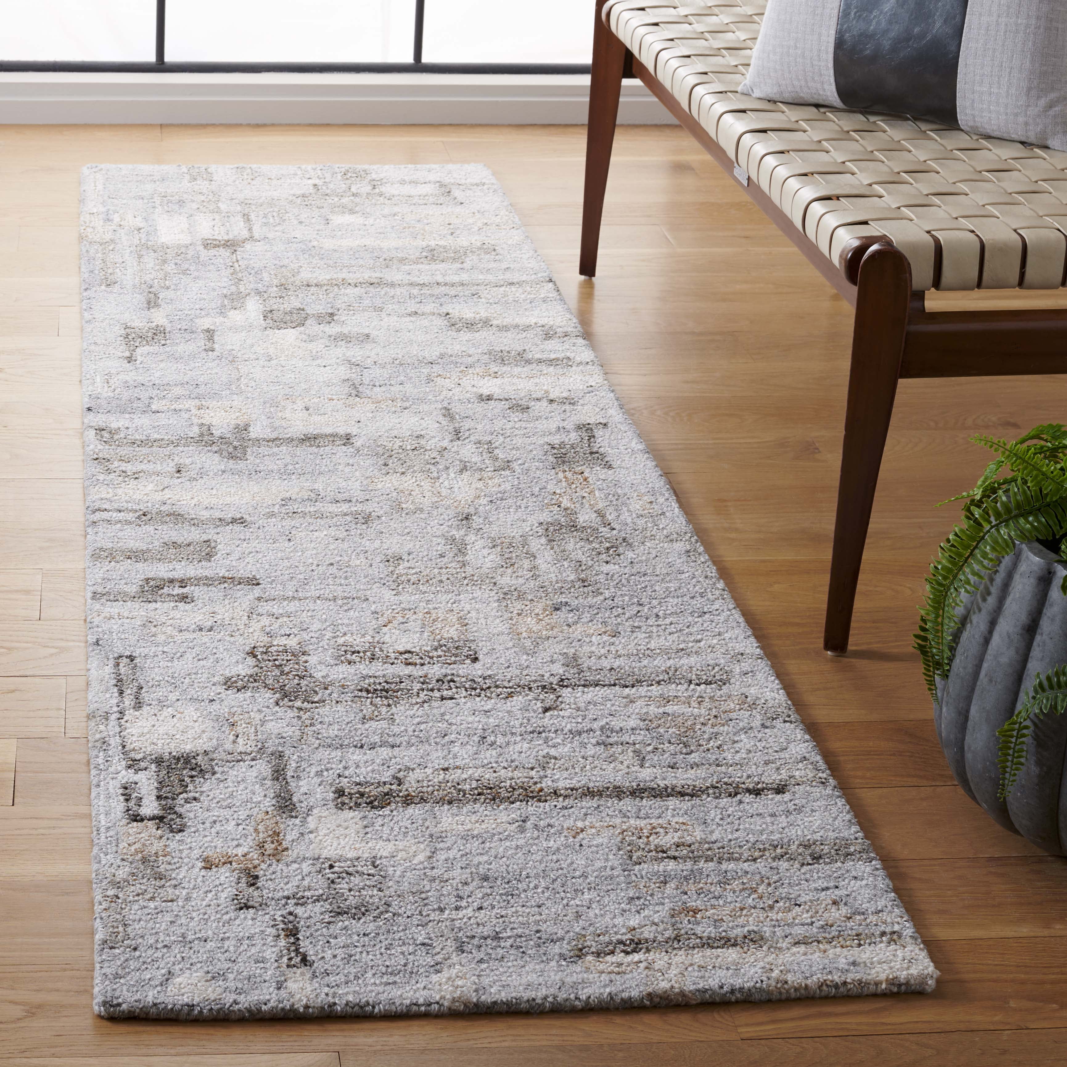 SAFAVIEH Abstract Collin Geometric Runner Rug, Gray/Brown, 2'3" x 8'
