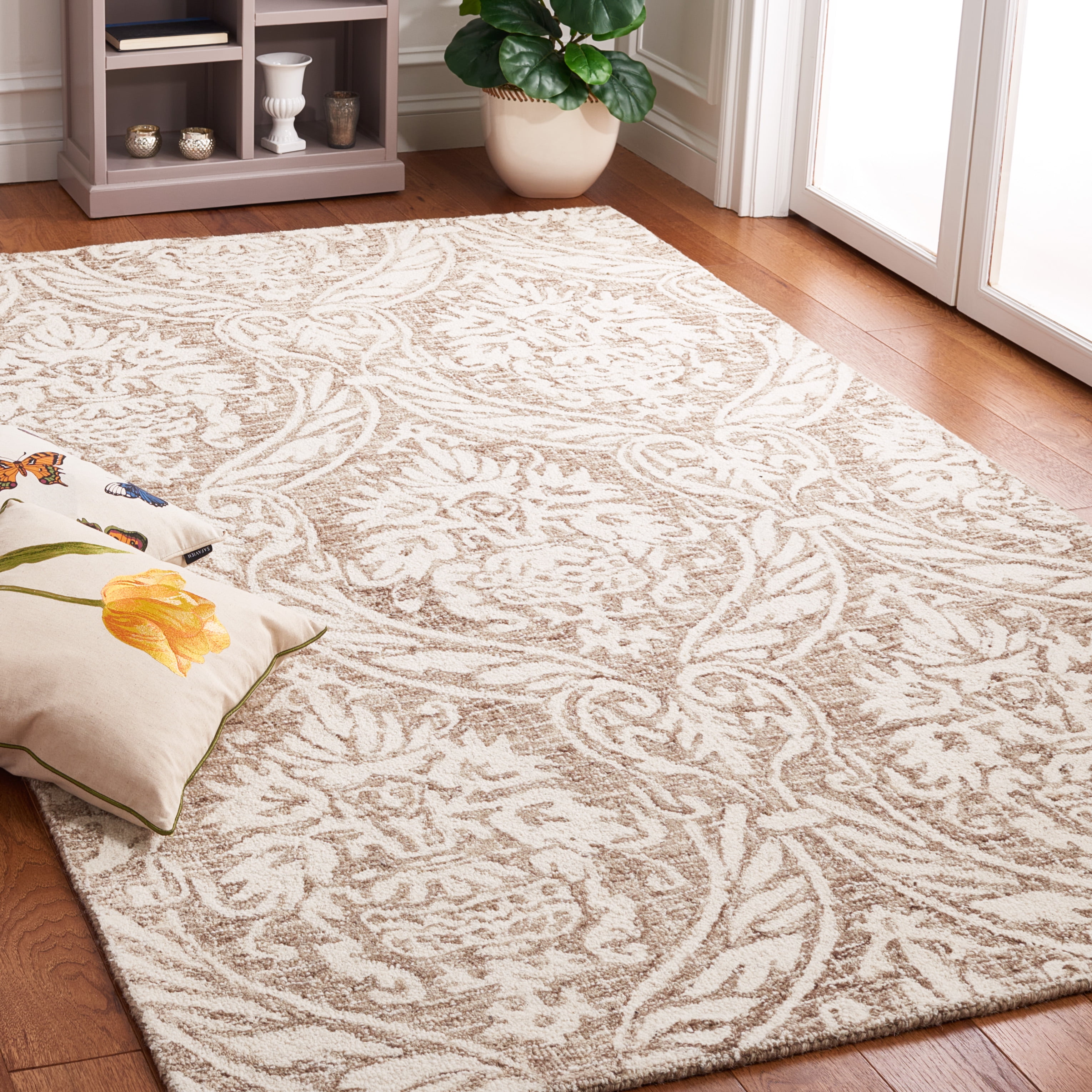 SAFAVIEH Abstract Constantine Damask Wool Area Rug, Ivory/Beige, 6' x 6' Square