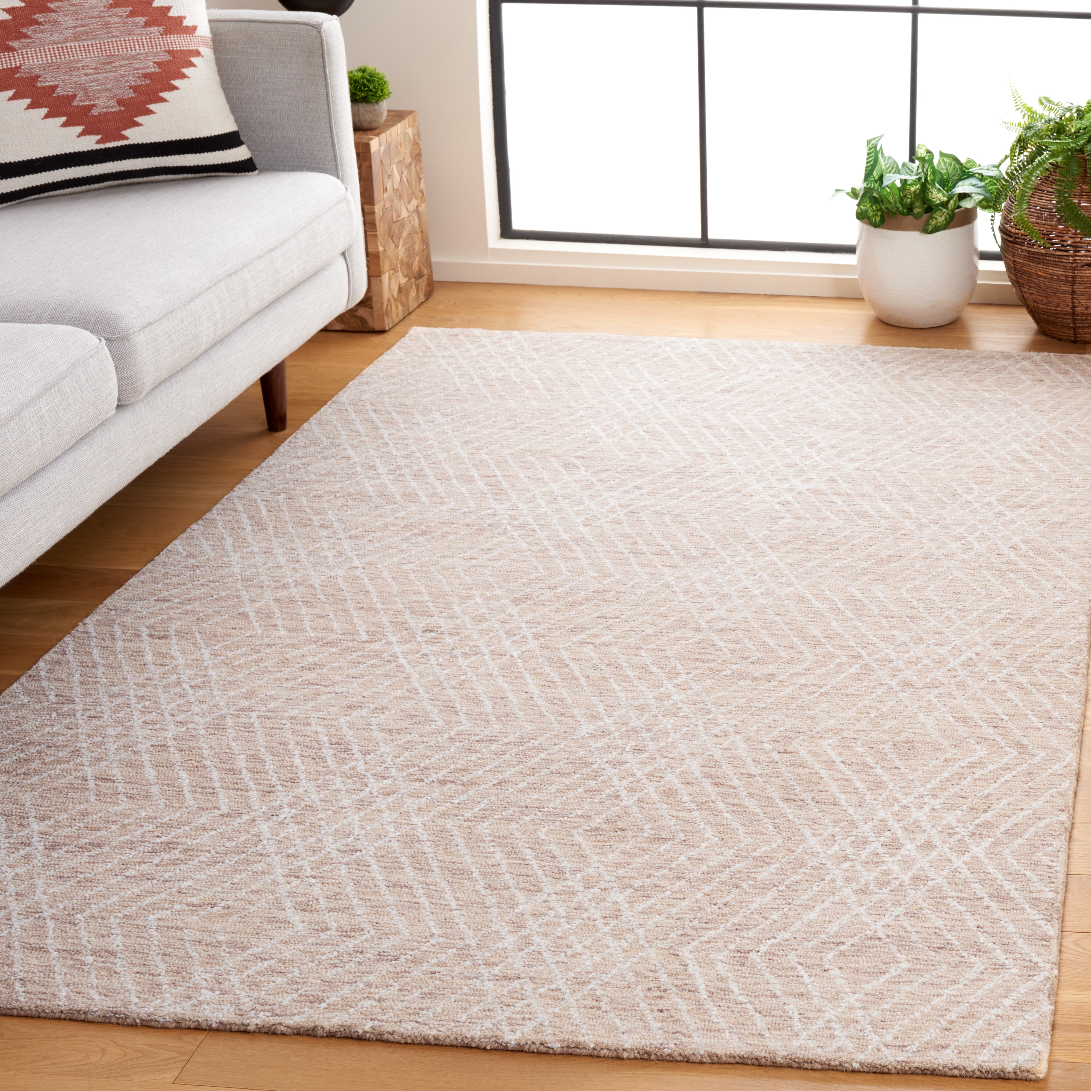 SAFAVIEH Abstract Dania Diamond Area Rug, Beige/Ivory, 6' x 6' Square