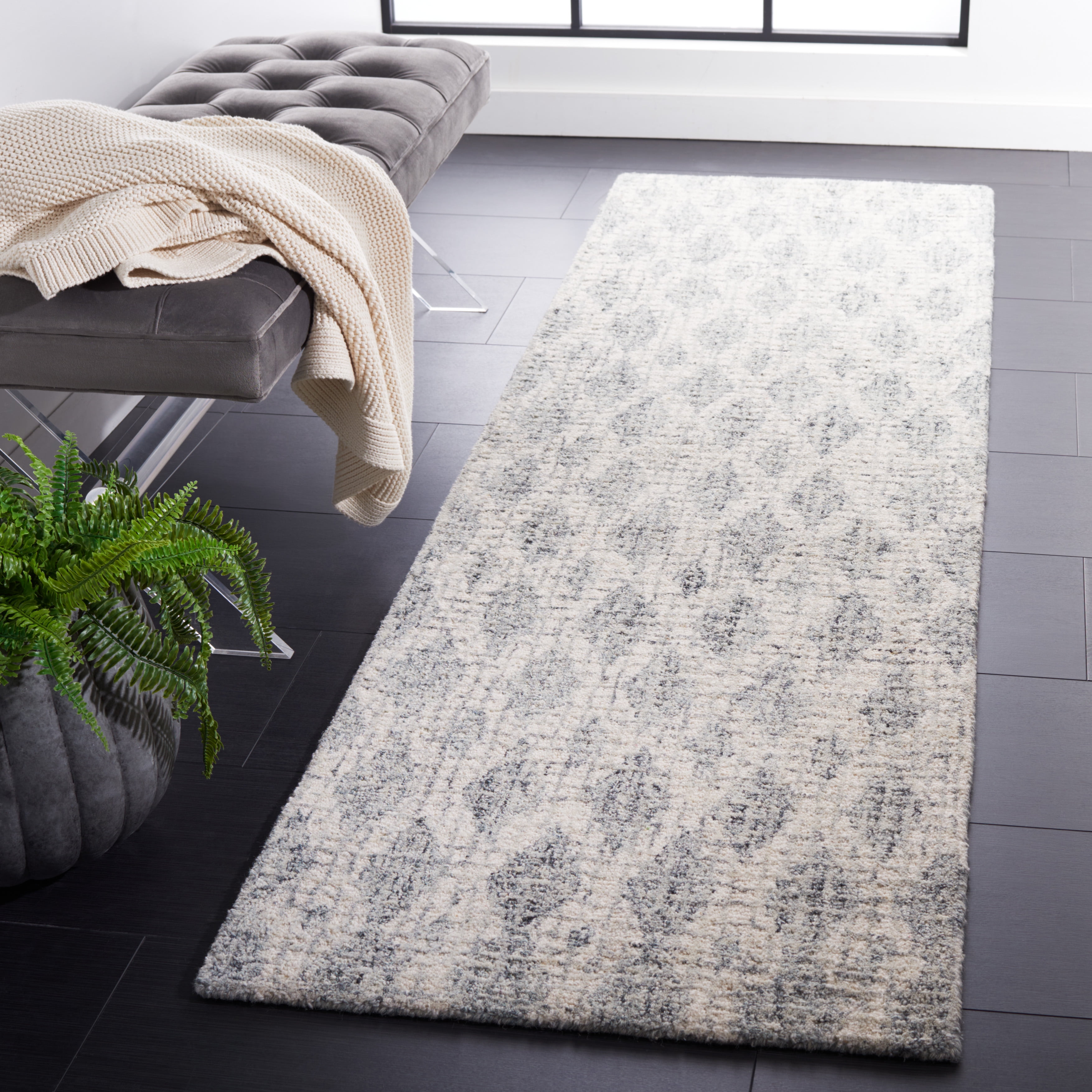 SAFAVIEH Abstract Darian Geometric Diamonds Runner Rug, Gray/Ivory, 2'3" x 8'