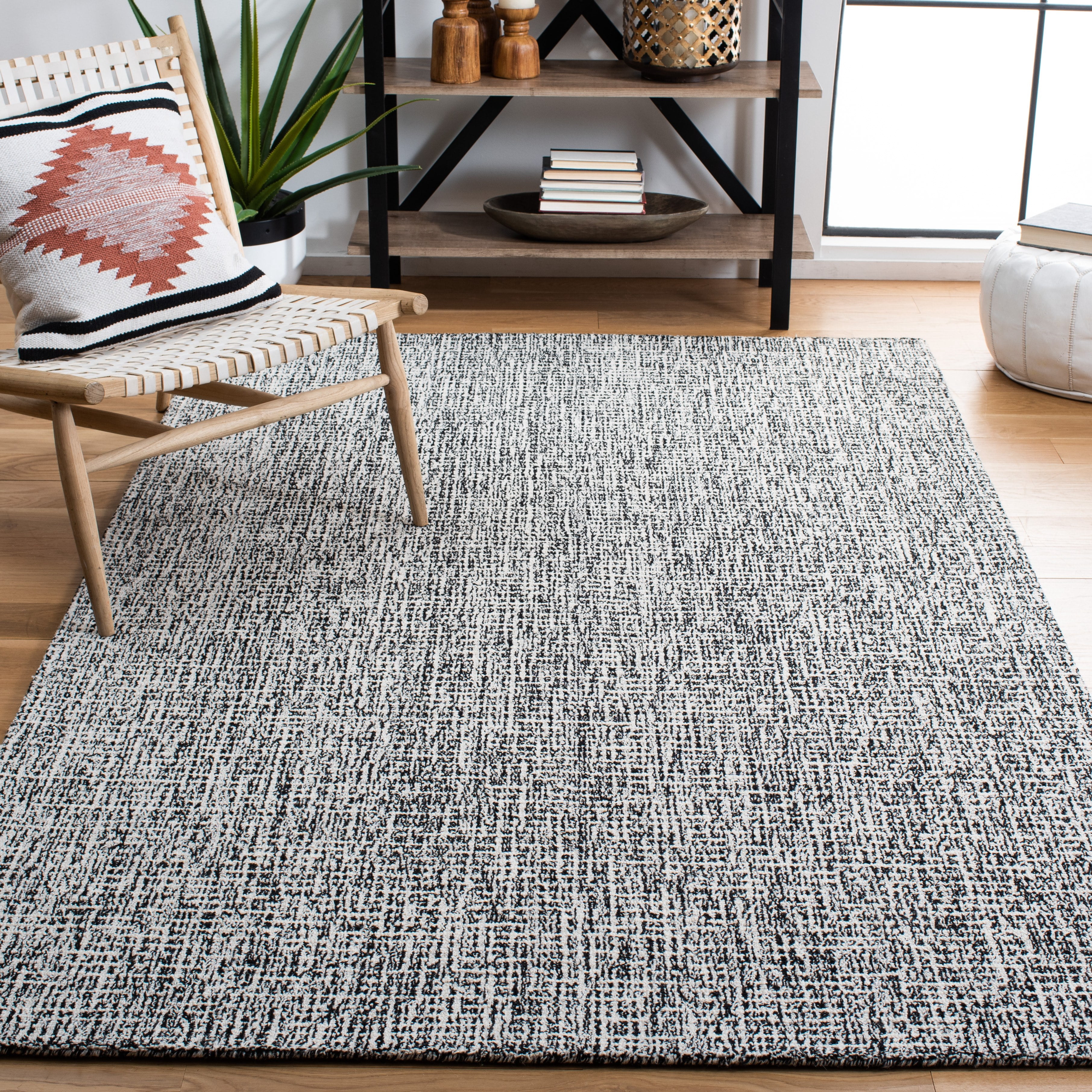 Safavieh Abstract Delia Distressed Wool Area Rug, Black/Ivory, 5' x 8'