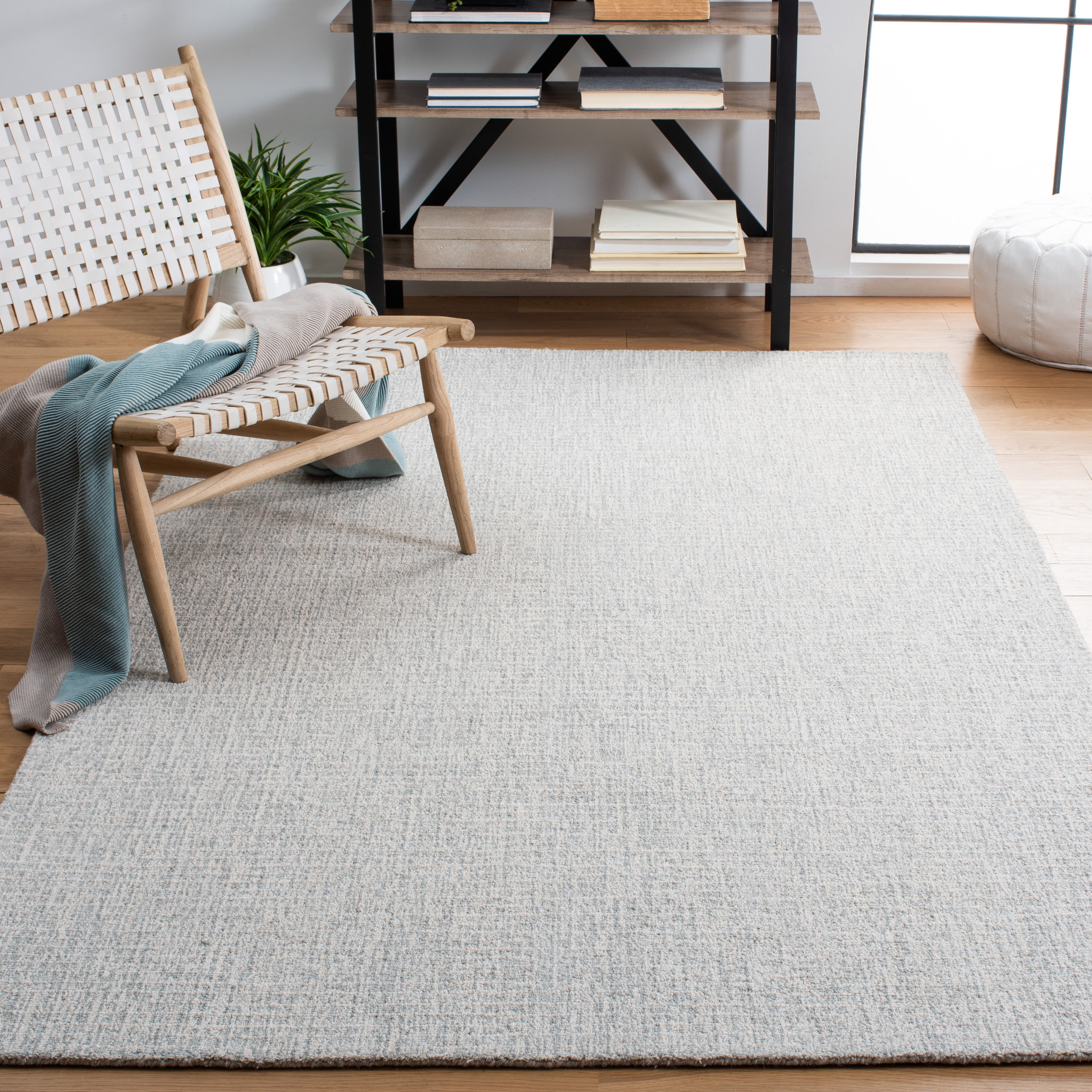 Safavieh Abstract Delia Distressed Wool Area Rug, Light Gray/Ivory, 2' x 3'