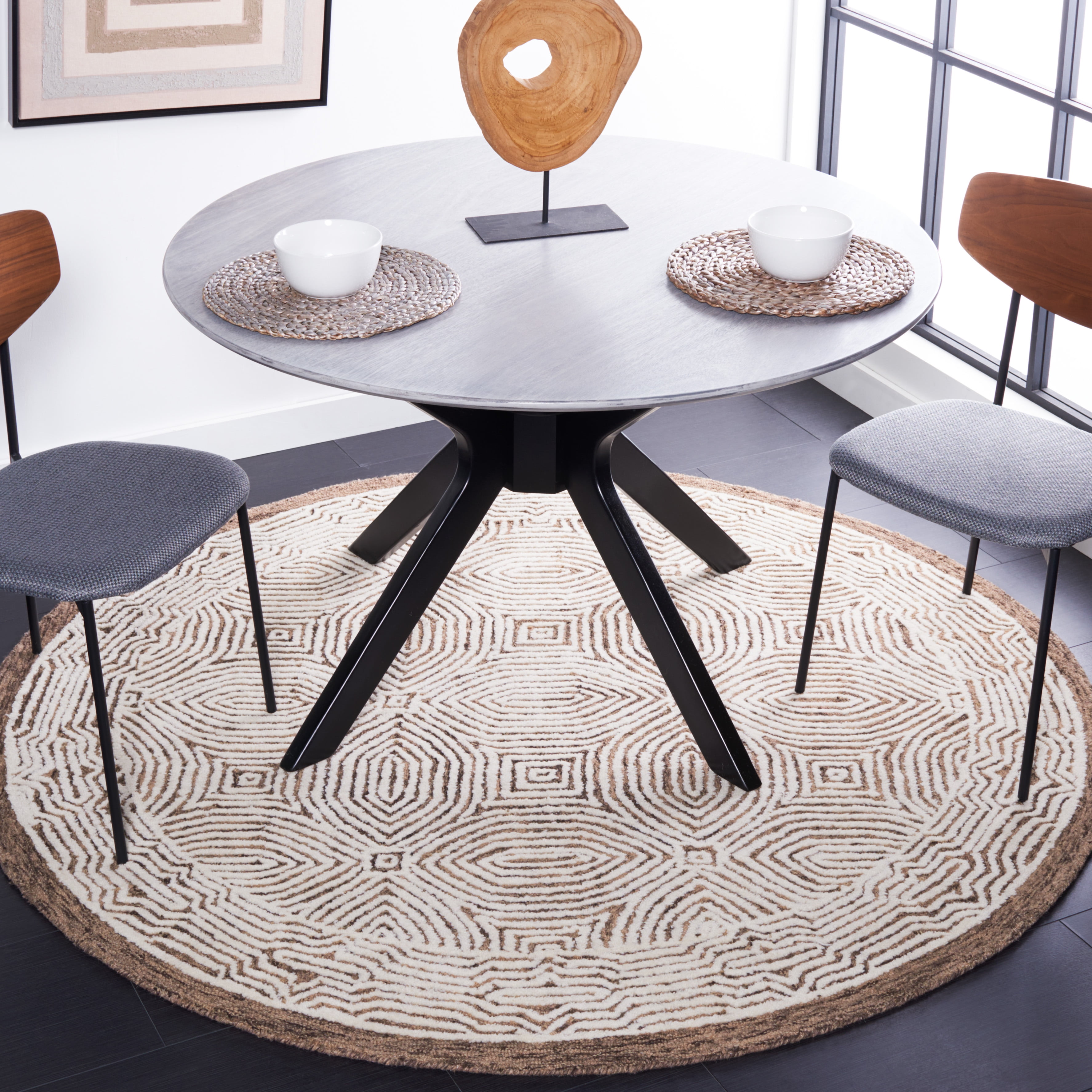 SAFAVIEH Abstract Elisaveta Geometric Area Rug, Beige/Ivory, 6' x 6' Round