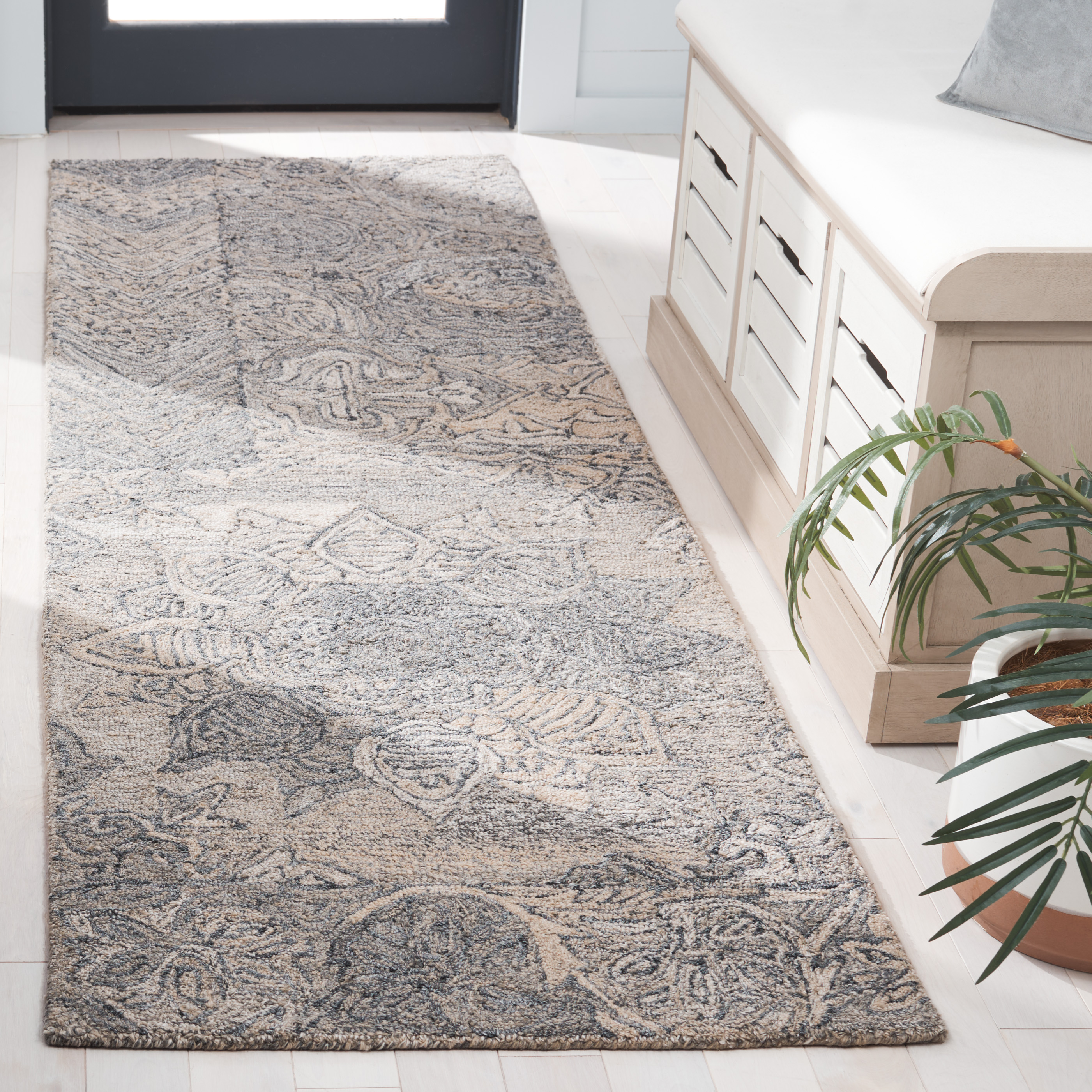 SAFAVIEH Abstract Gloria Geometric Runner Rug, Beige/Gray, 2'3" x 8'