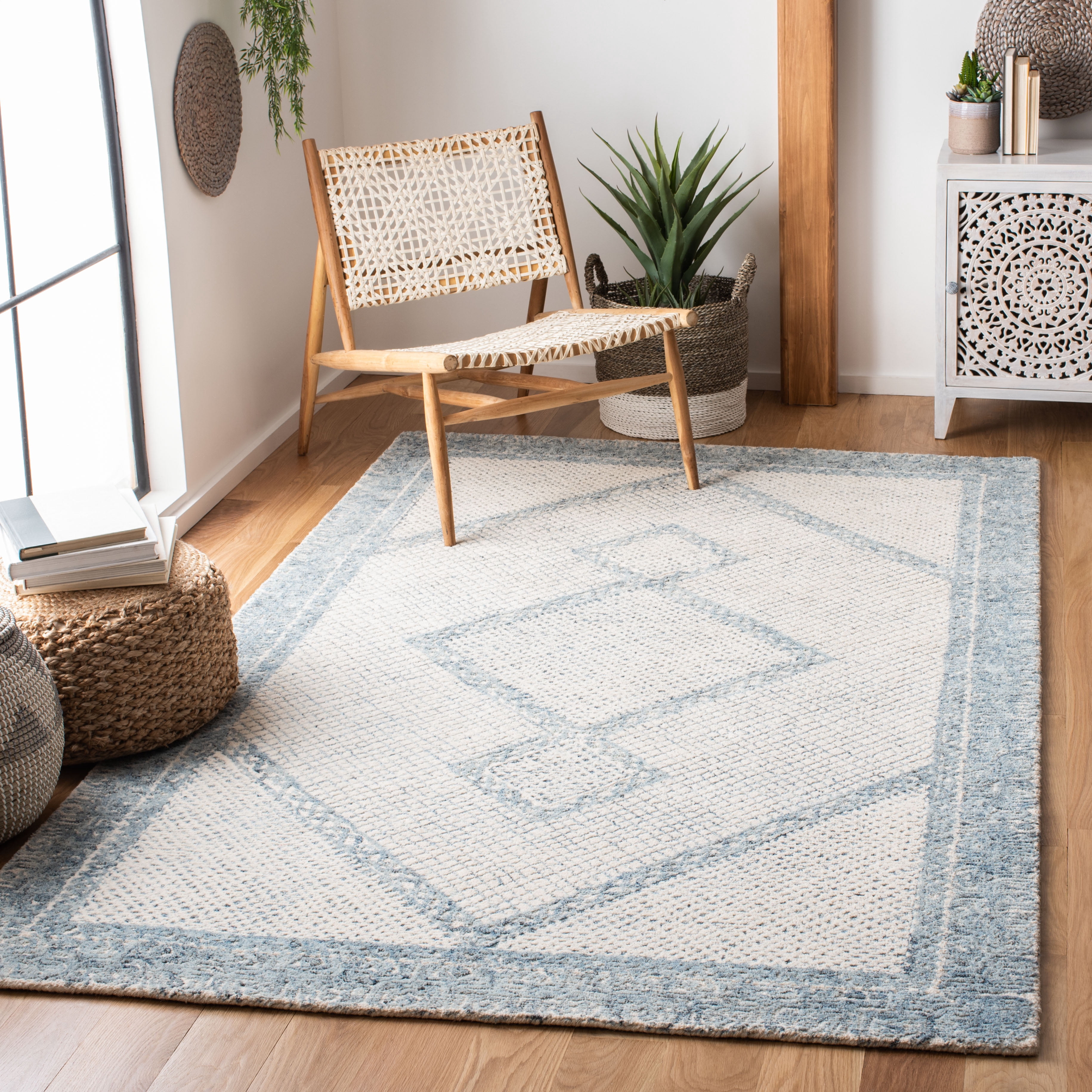 SAFAVIEH Abstract Grosvenor Geometric Wool Area Rug, Ivory/Blue, 6' x 6' Square