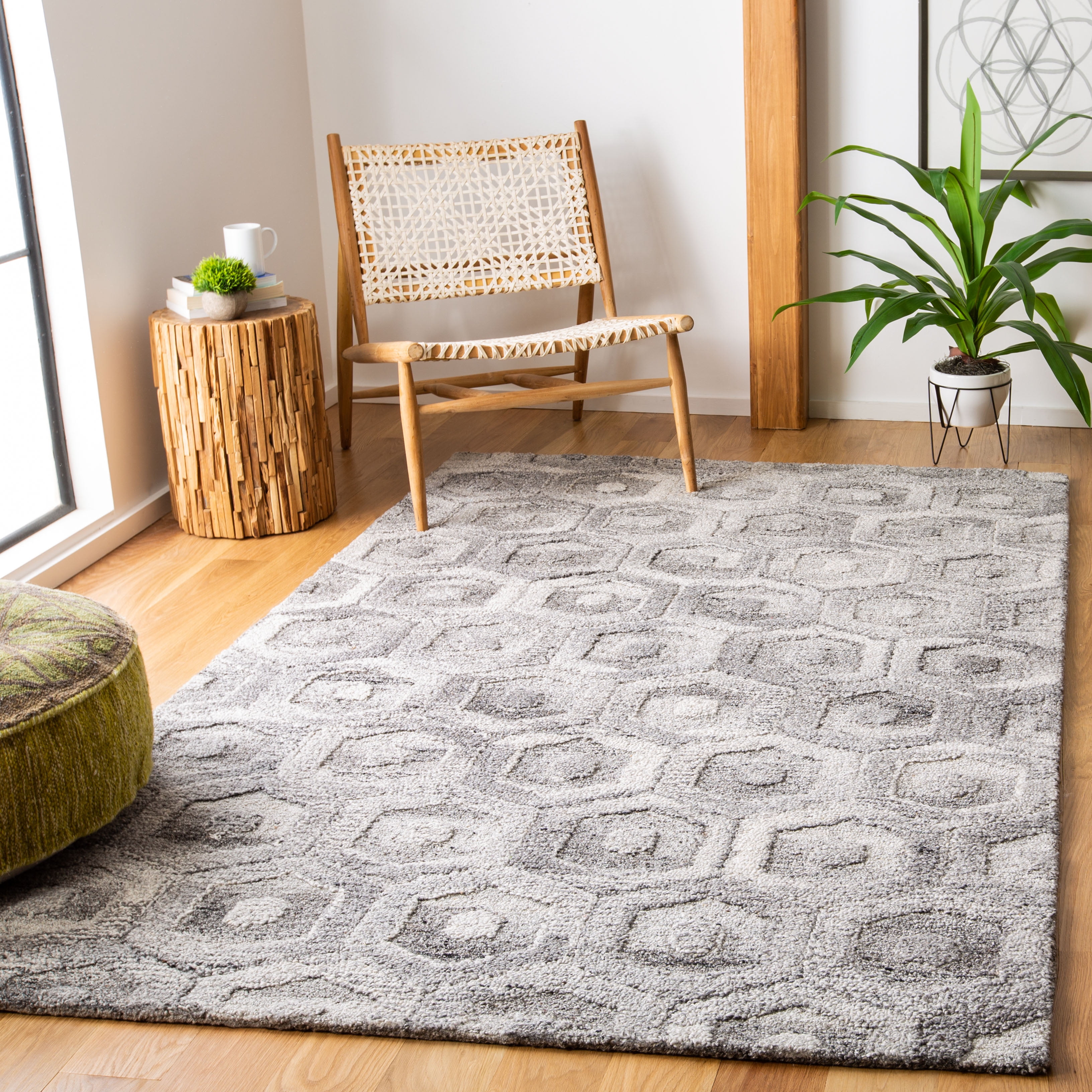 Handmade Abstract Tufted Wool Area Rug 4' x 6' - Grey