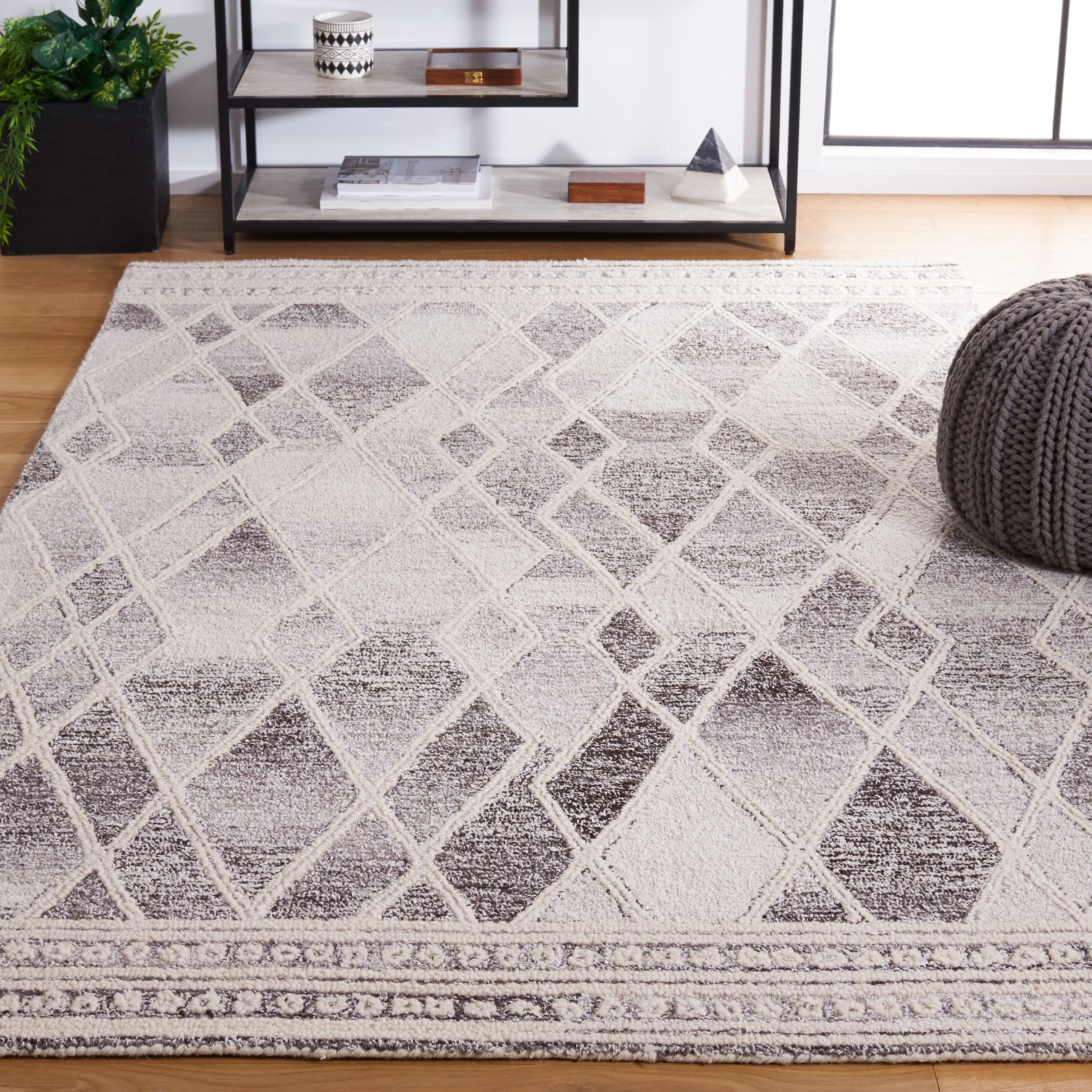 SAFAVIEH Abstract Malcolm Trellis Area Rug, Ivory/Gray, 8' x 10'