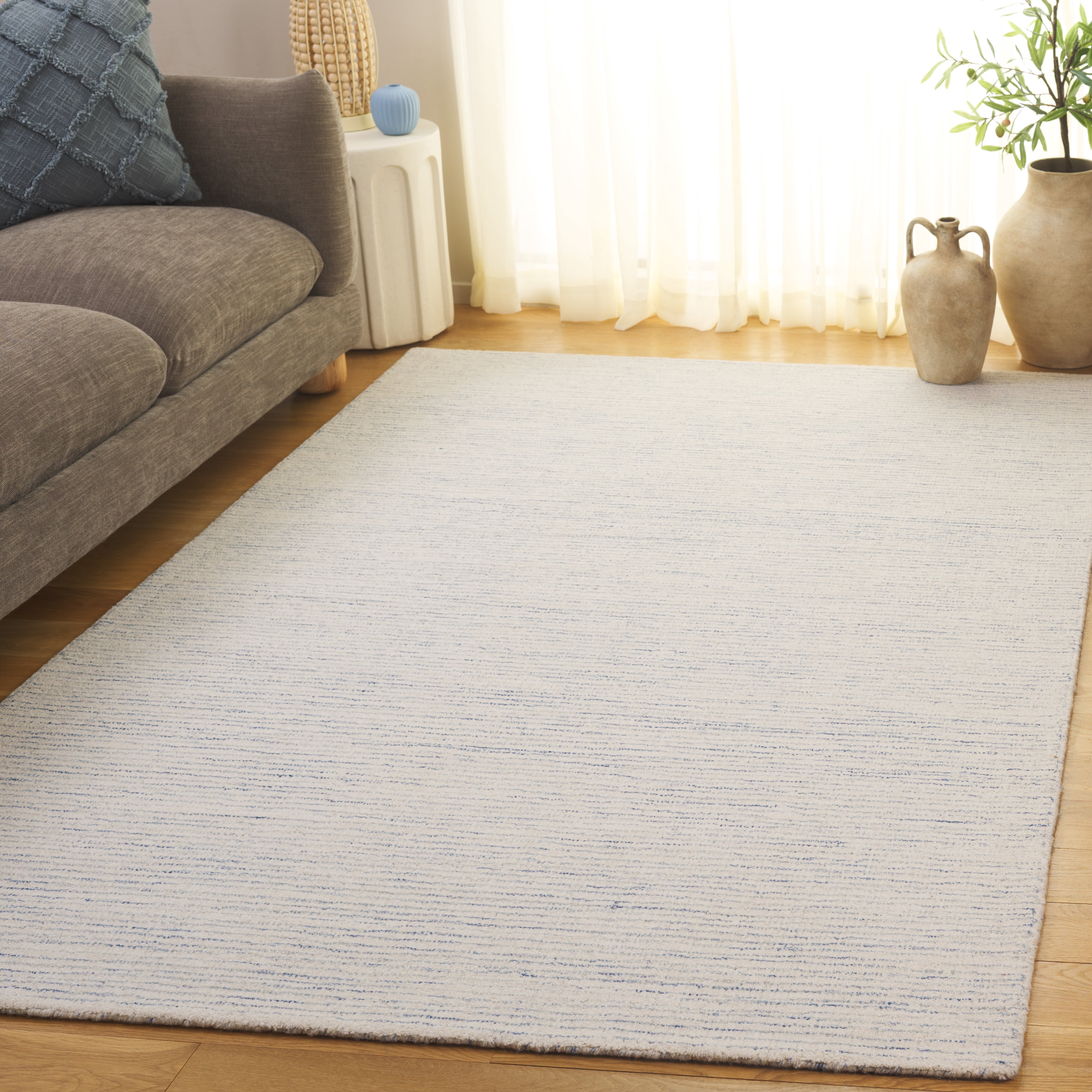 SAFAVIEH Abstract Neeha Distressed Area Rug, Ivory, 3' x 5'