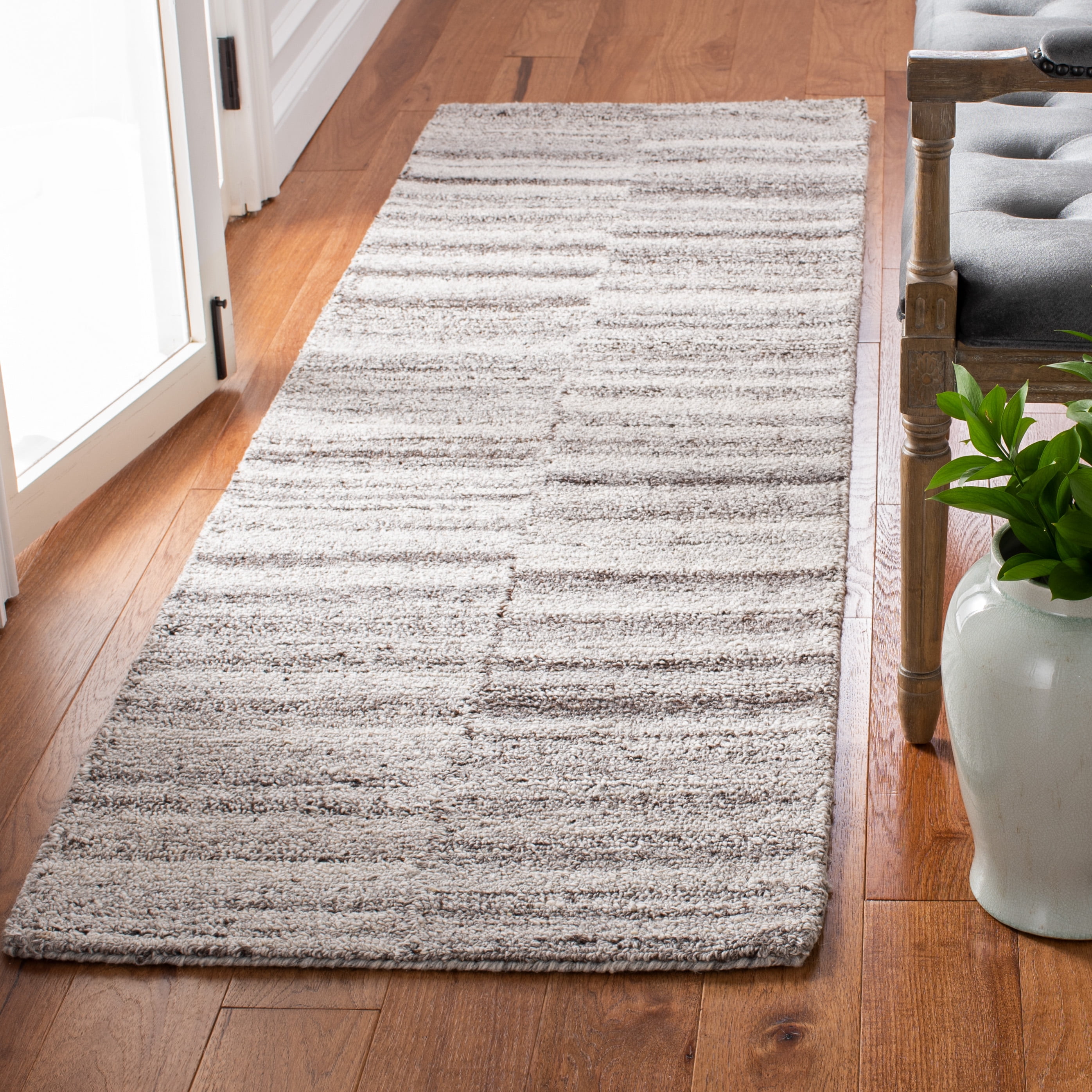 SAFAVIEH Abstract Philander Abstract Runner Rug, Gray, 2'3" x 8'