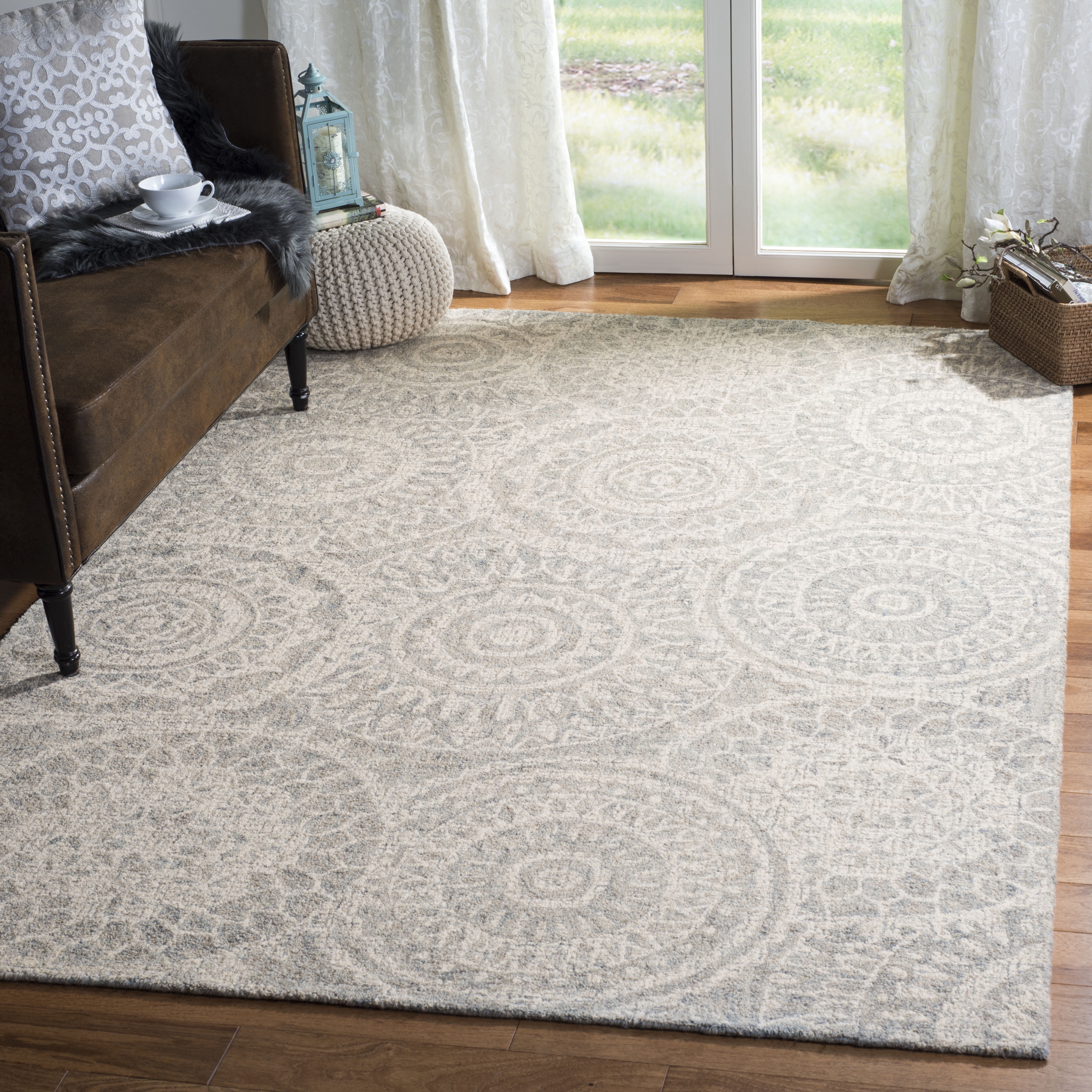 Ivory and Grey Abstract Tufted Wool Area Rug, 5' x 8'