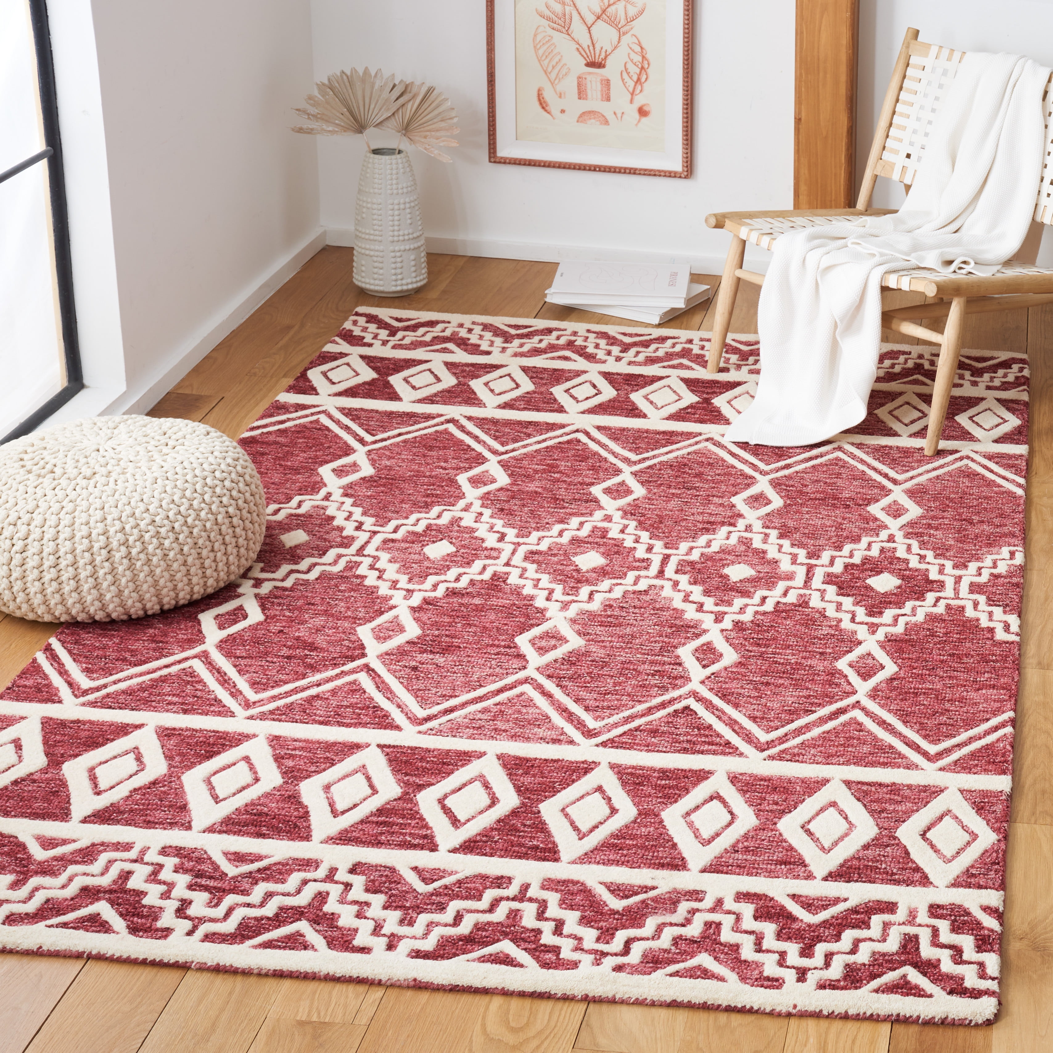 SAFAVIEH Abstract Torrey Geometric Wool Area Rug, Red/Ivory, 4' x 6'