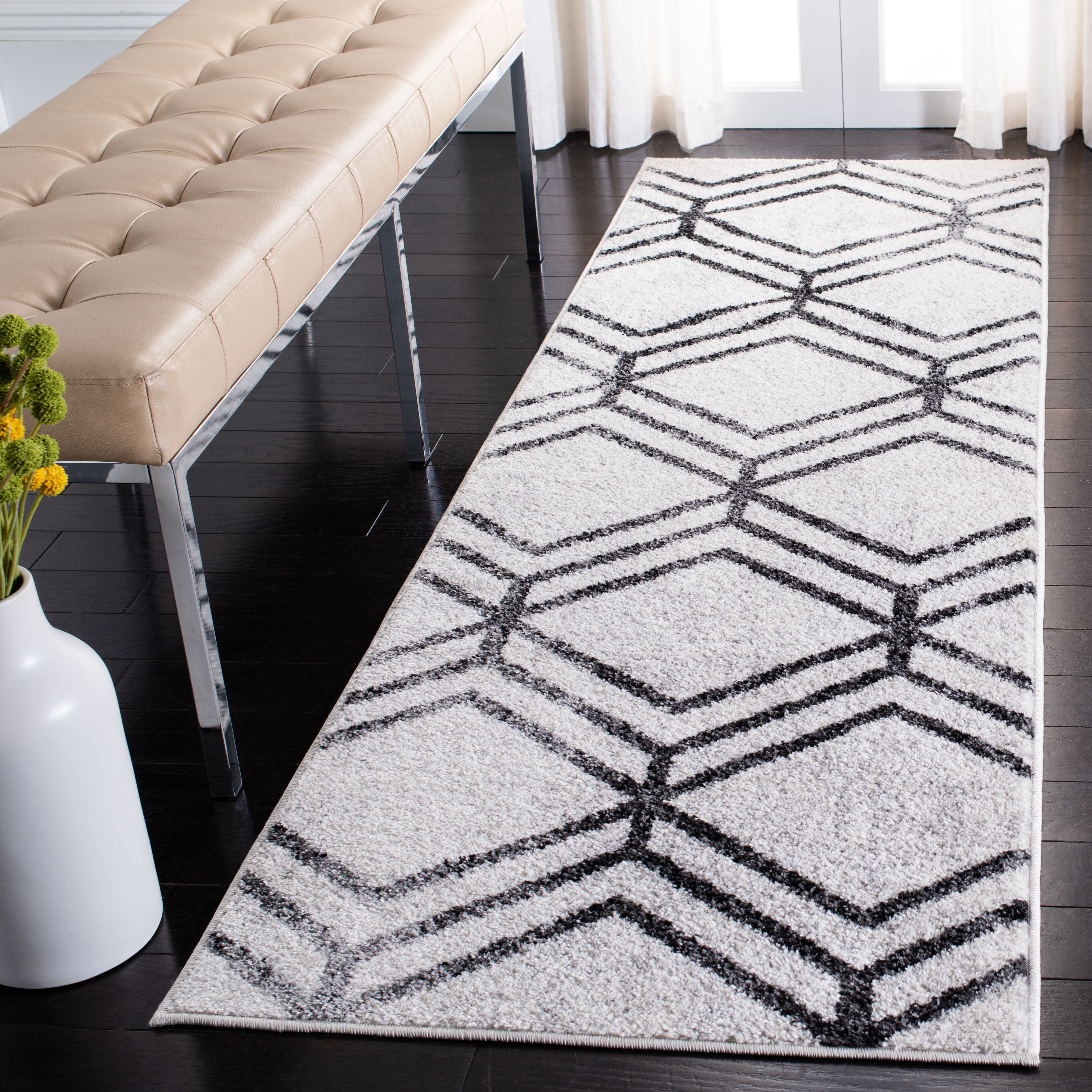 SAFAVIEH Adirondack Bailey Geometric Runner Rug, Ivory/Charcoal, 2'6" x 12'