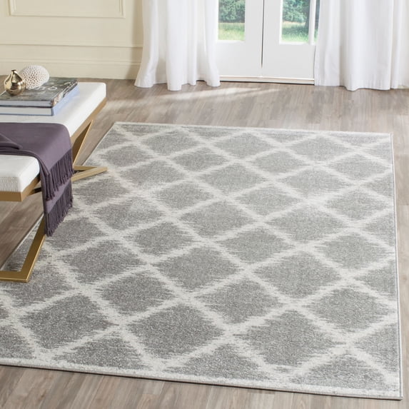 SAFAVIEH Adirondack Caryl Geometric Area Rug, Silver/Ivory, 2'6" x 4'