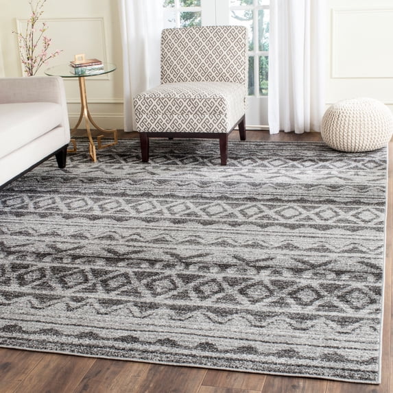 SAFAVIEH Adirondack Emil Southwestern Area Rug, Ivory/Charcoal, 8' x 10'
