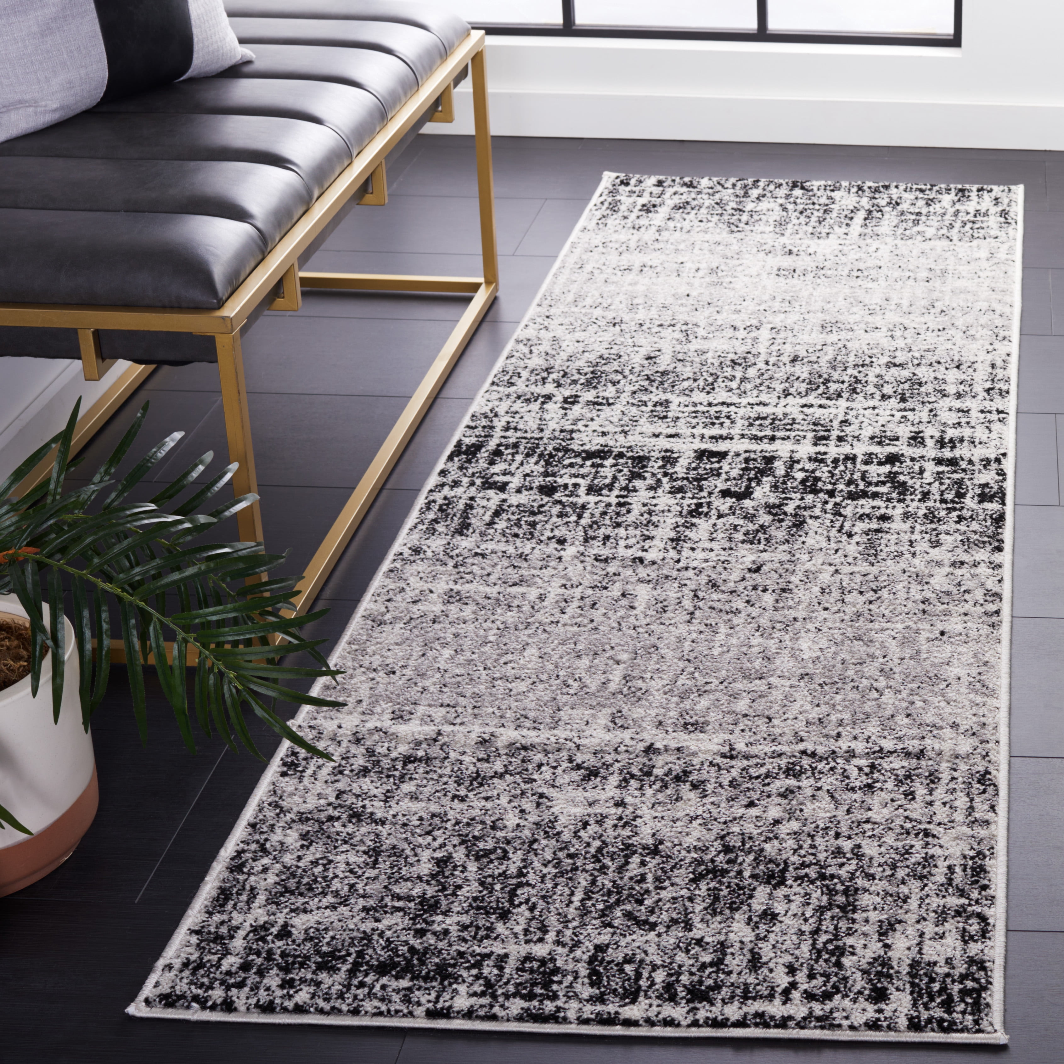 Safavieh Adirondack Kiersten Abstract Runner Rug, Ivory/Black, 2'6" x 20'
