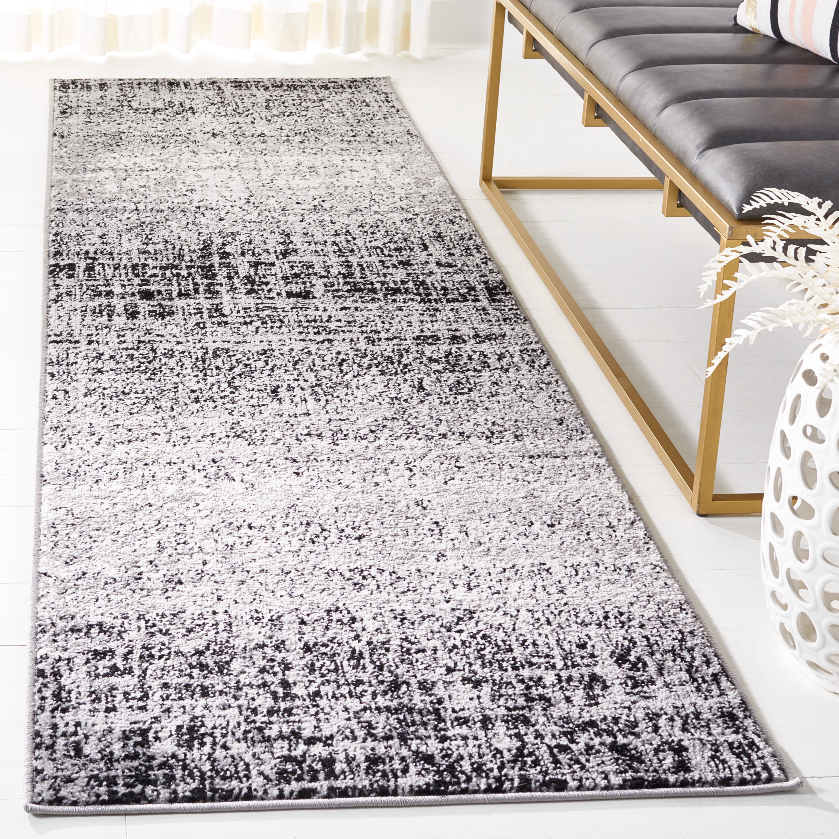 Safavieh Adirondack Kiersten Abstract Runner Rug, Silver/Black, 2'6" x 12'