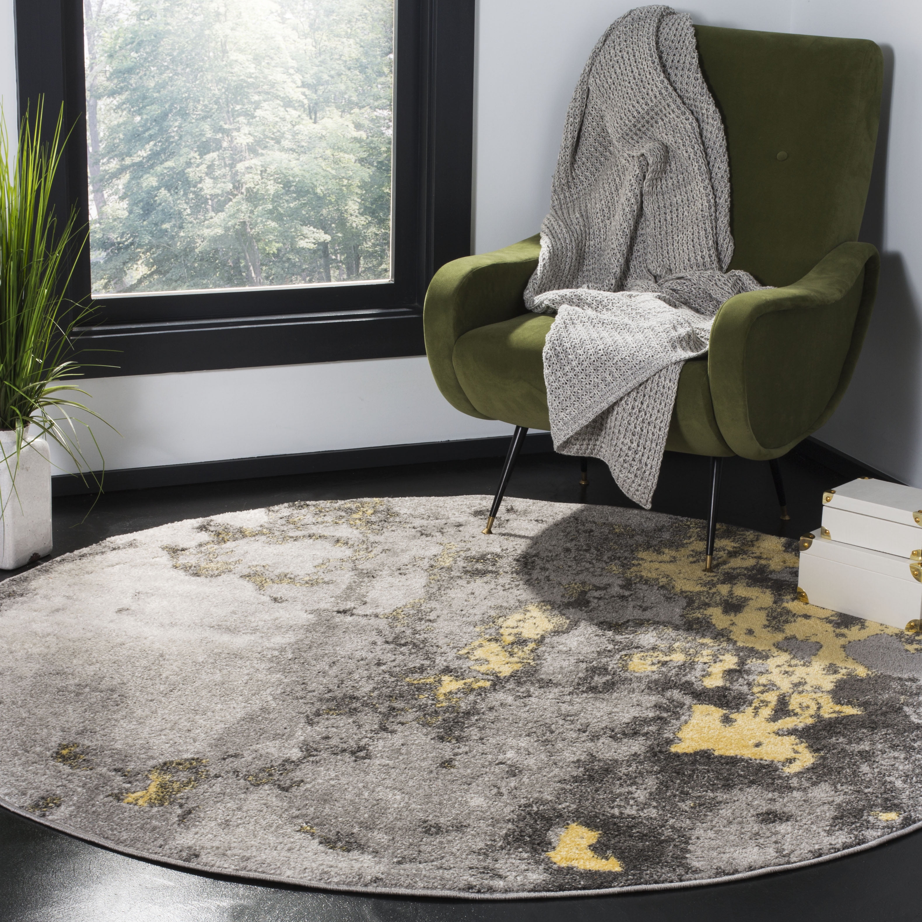 Adirondack 12' Round Grey and Yellow Synthetic Easy-Care Area Rug
