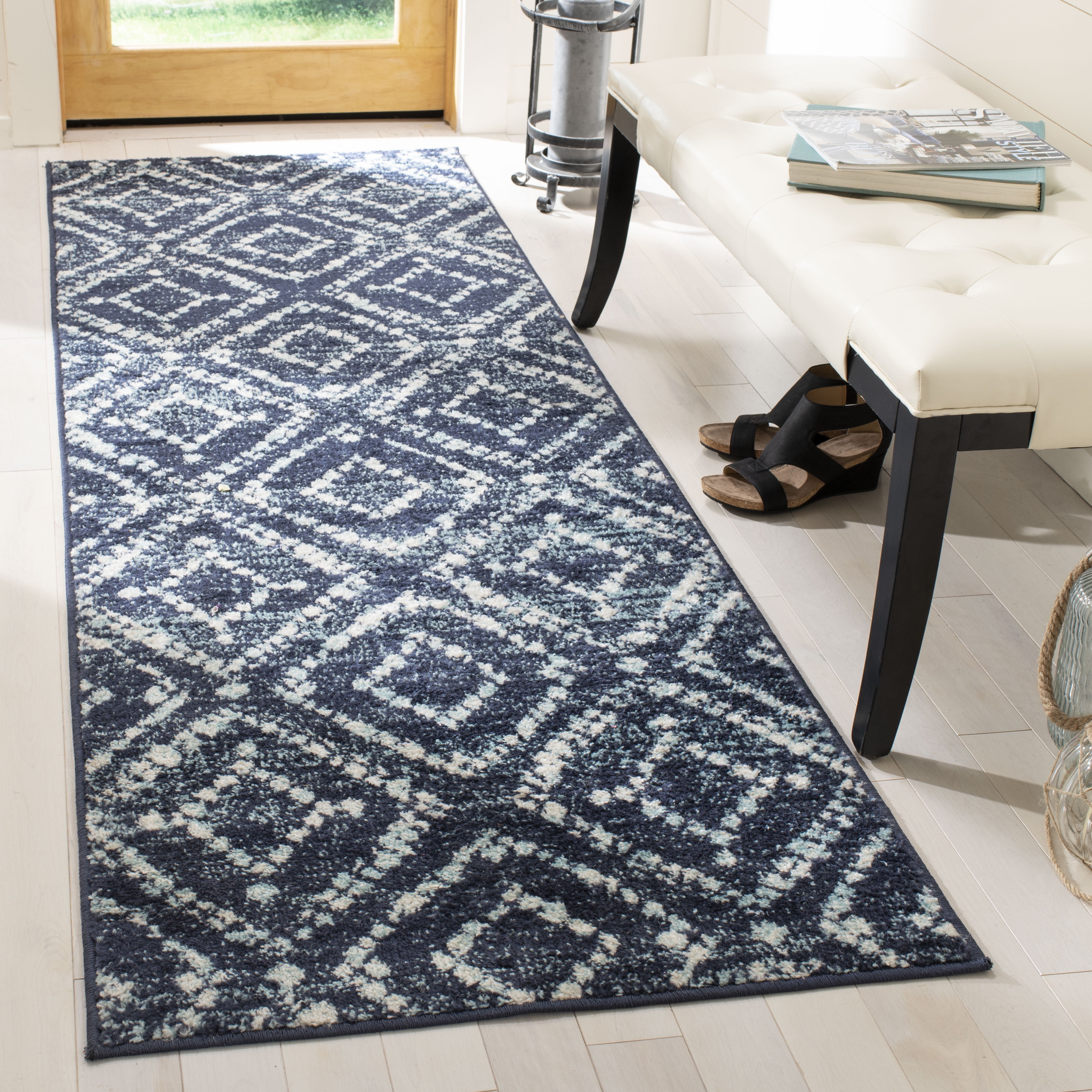 Safavieh Adirondack Lecia Geometric Runner Rug, Navy/Ivory, 2'6" x 20'